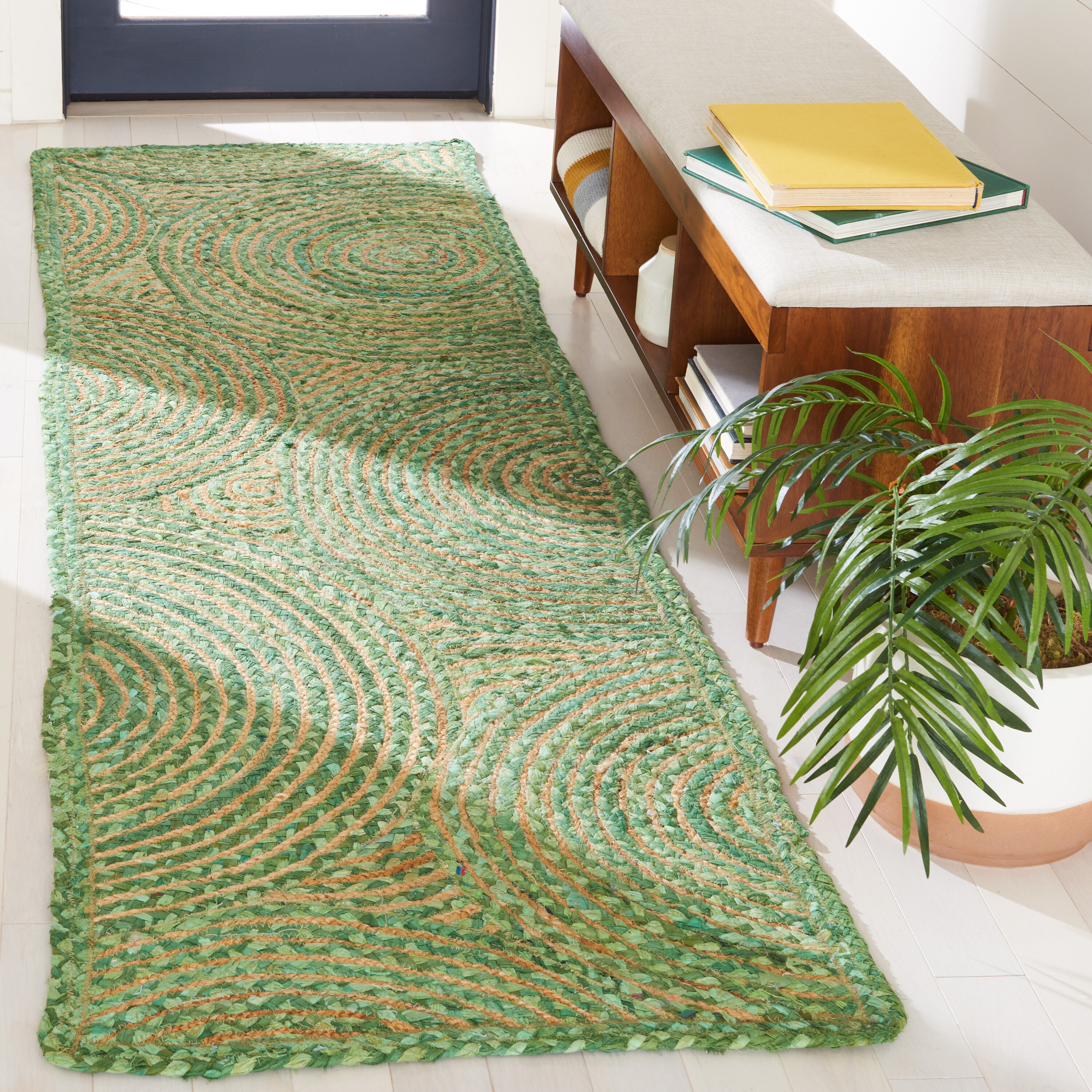  Cape Cod 203 Green/Natural Bohemian 2ft-3in x 8ft Runner Rug