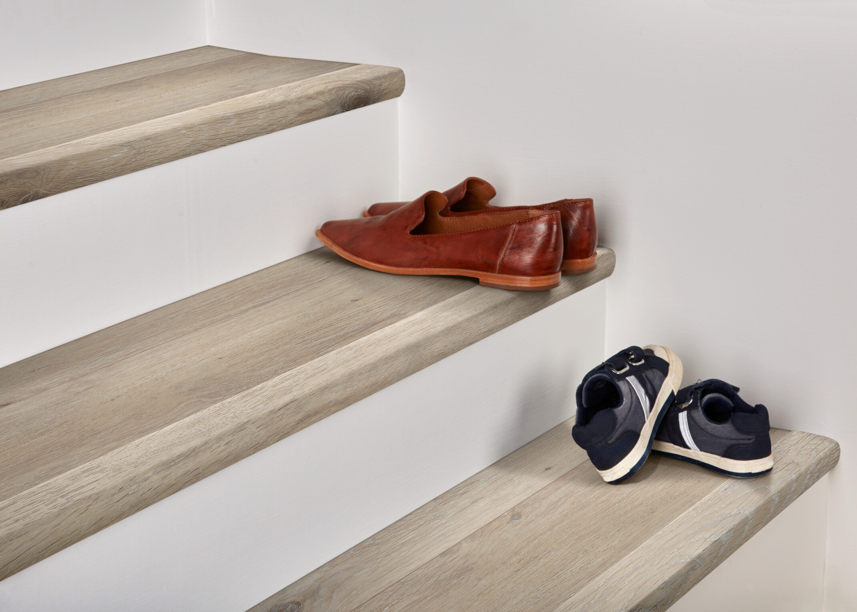 SMARTCORE 01W9200607 Stair-Nosing - View #3