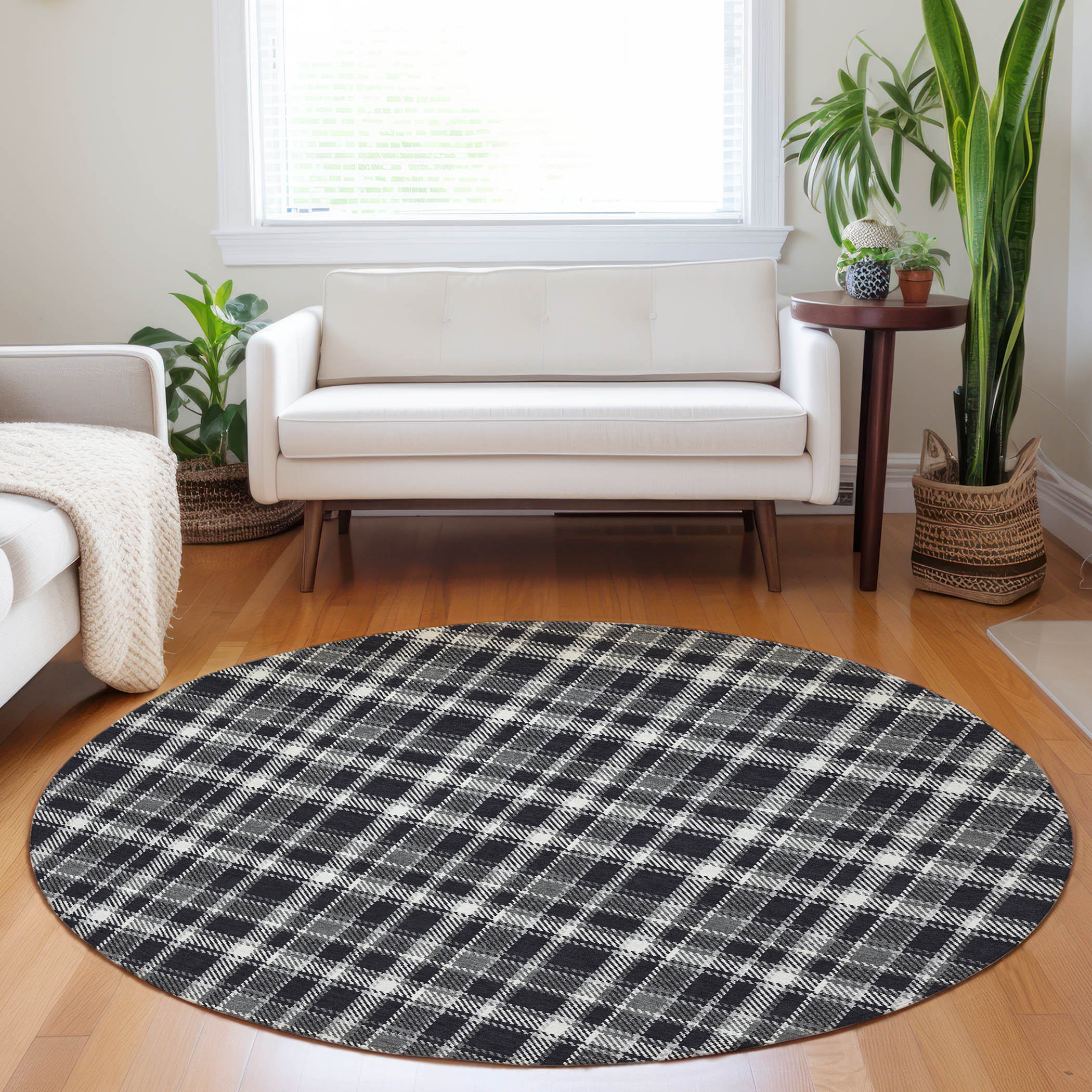Addison Rugs ACN563BK8RO Chantille ACN563BK 8 x 8 (ft) Polyester Black Round Indoor/Outdoor Abstract Machine washable Area rug