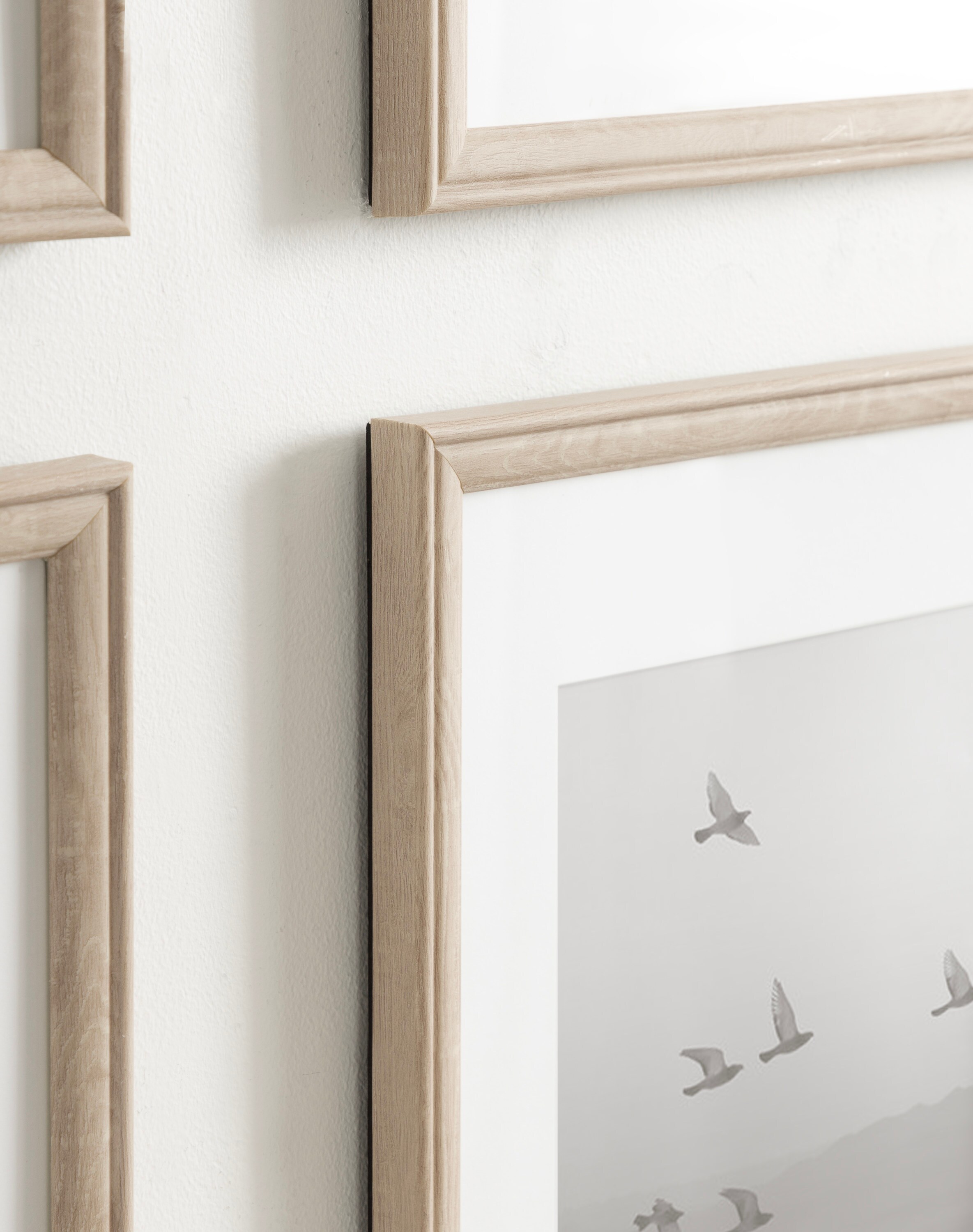Natural Wood Grain 8x10 Polystyrene Wall Frame Set