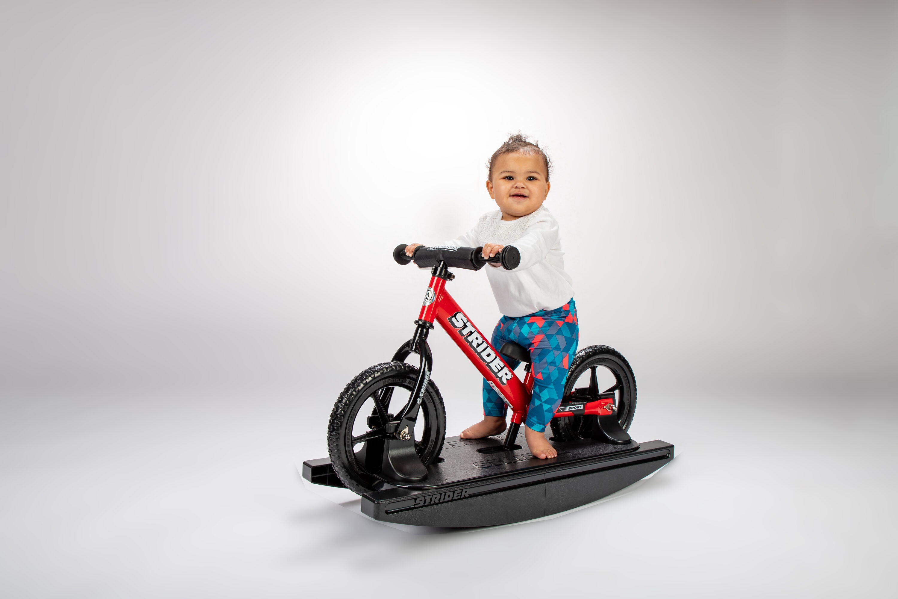Minikin Strider 2 in 1 Baby Walker with Rocker I 3 Step Height Adjustm –  The Minikin Store