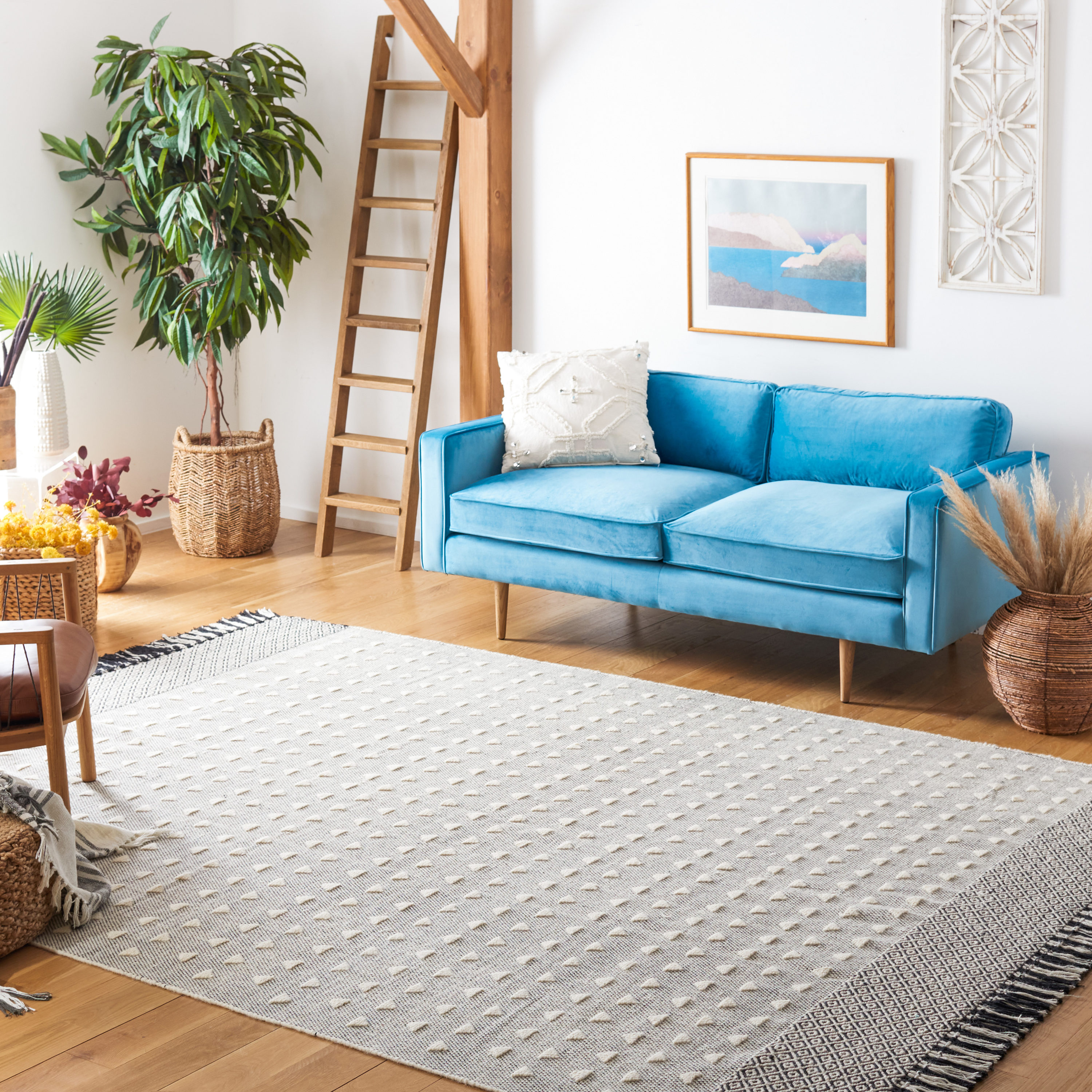 Ivory and Black Geometric Handwoven Wool-Cotton Blend Rug - 5' x 8'