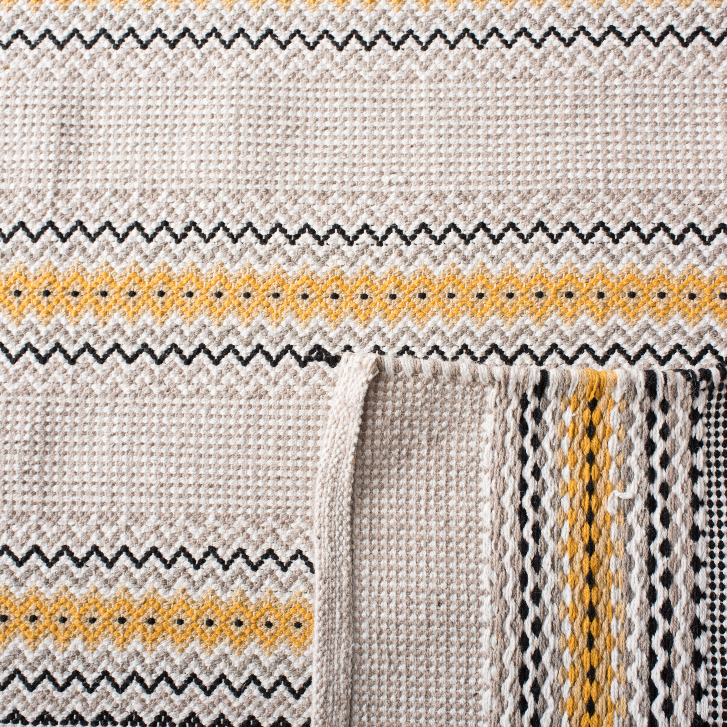 Safavieh MTK536D-5 rugs - View #4