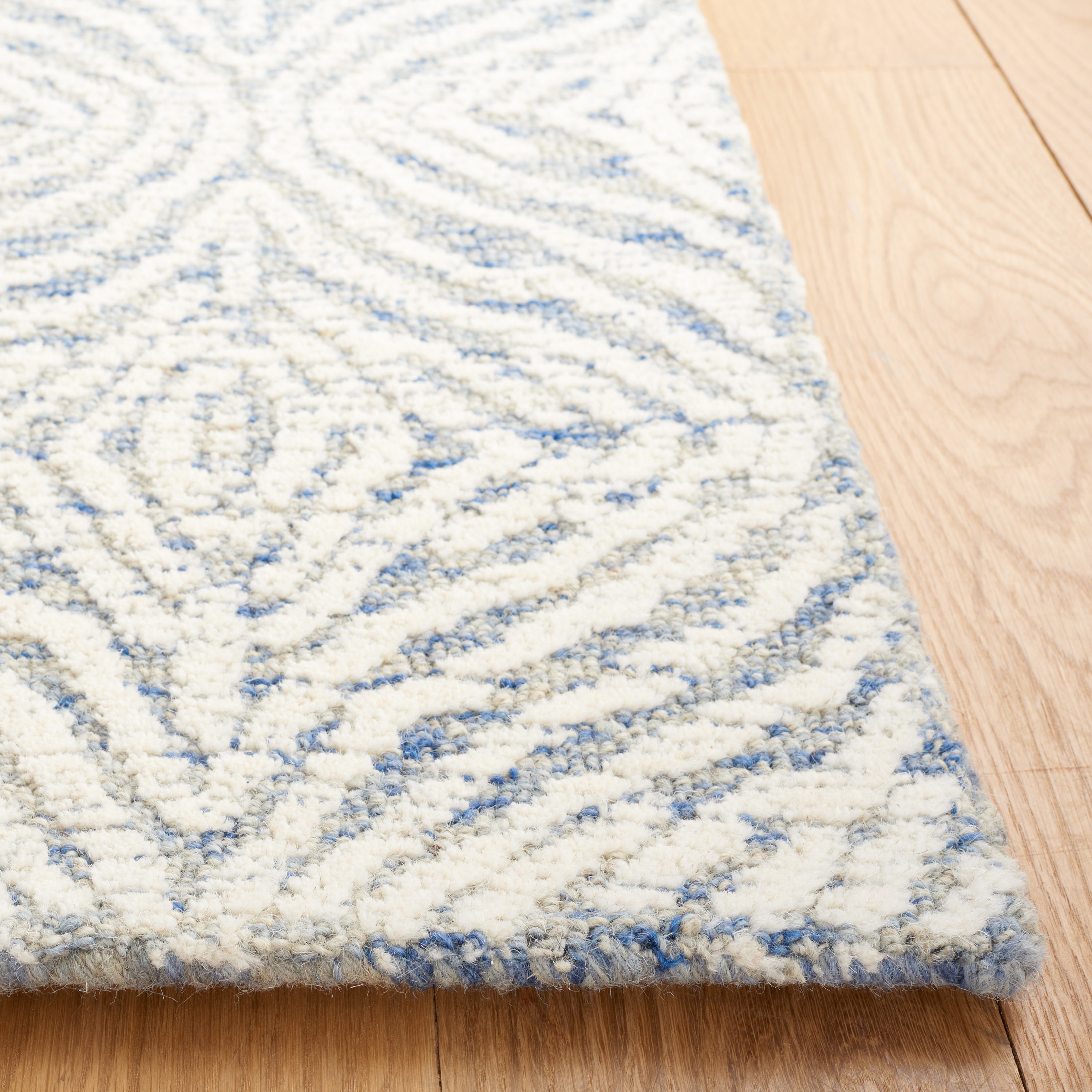 Safavieh MET904M-5 rugs - View #3