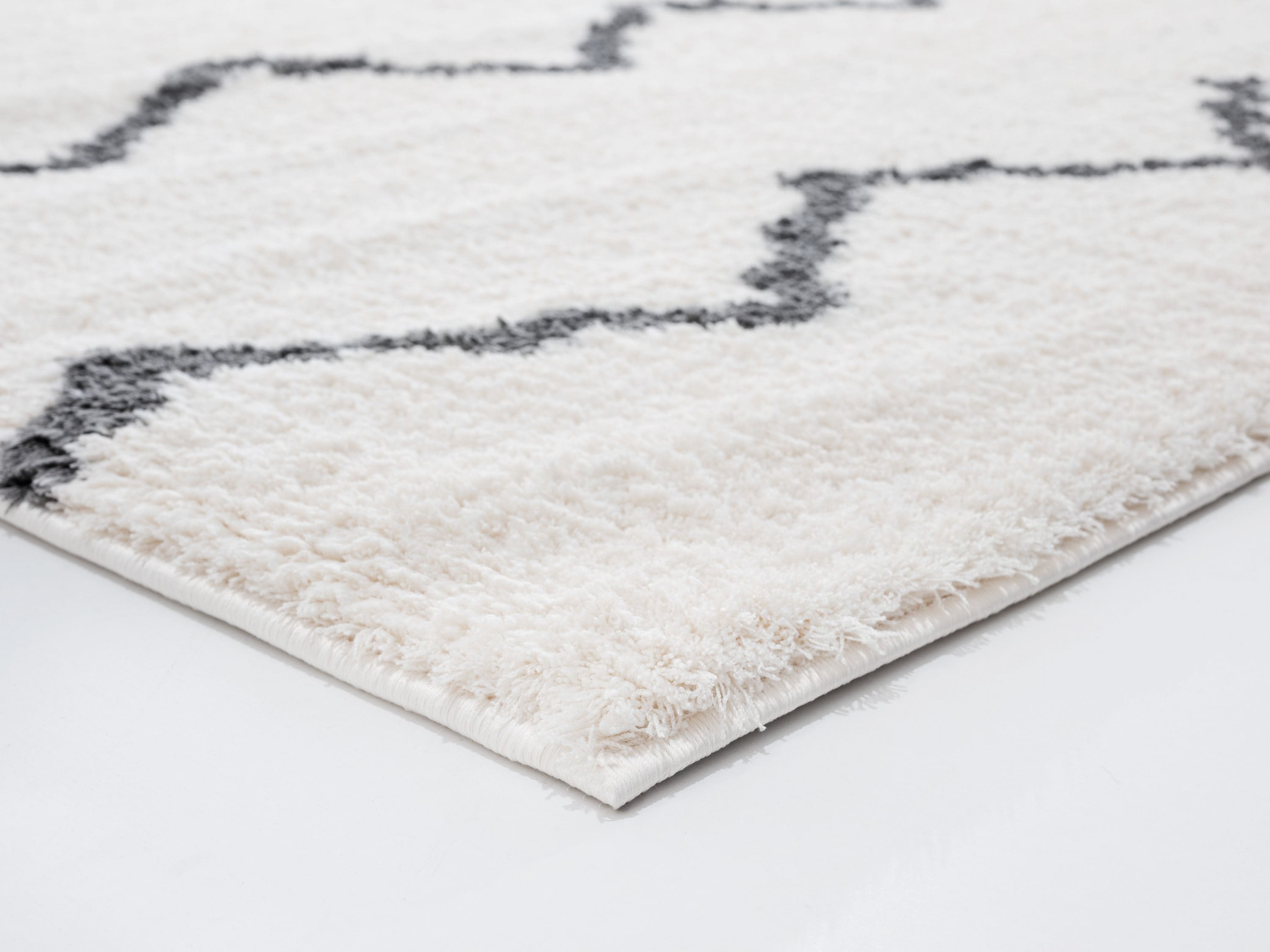 United Weavers Of America 1840 20499 88R rugs - View #2