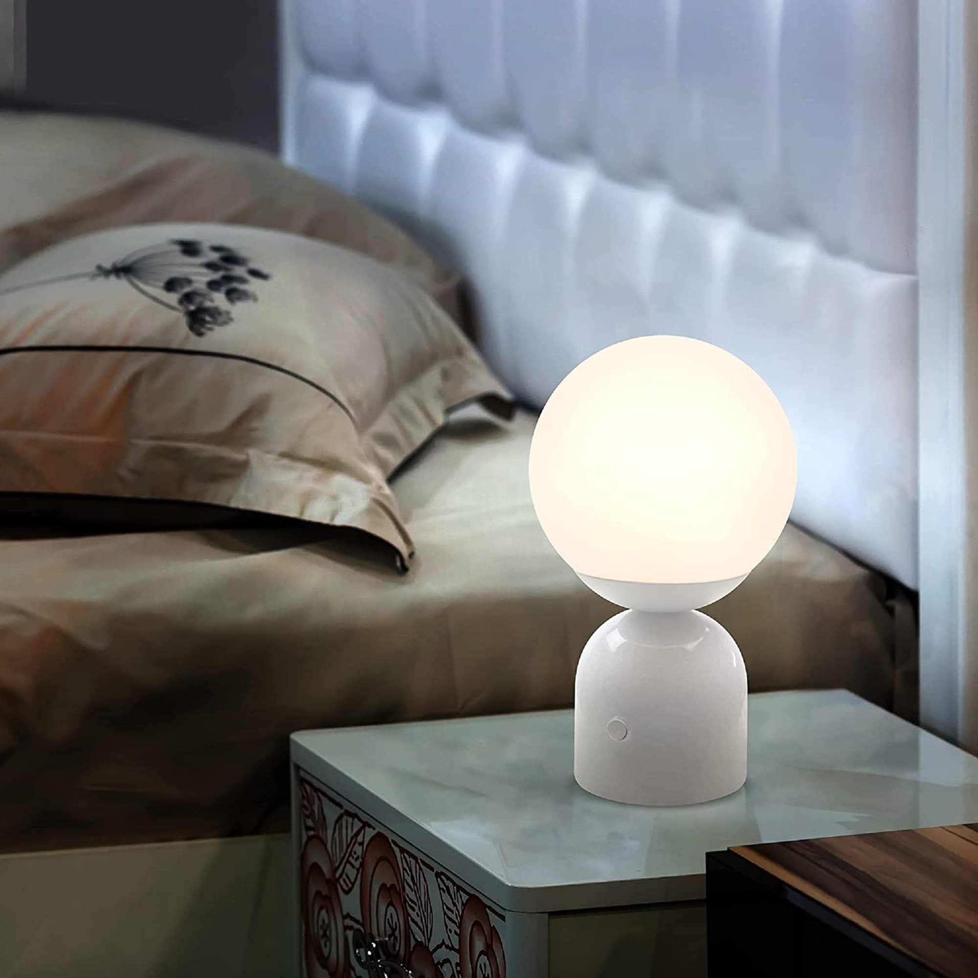 Brightech TL-MLA-WHT Table-Lamps - View #7