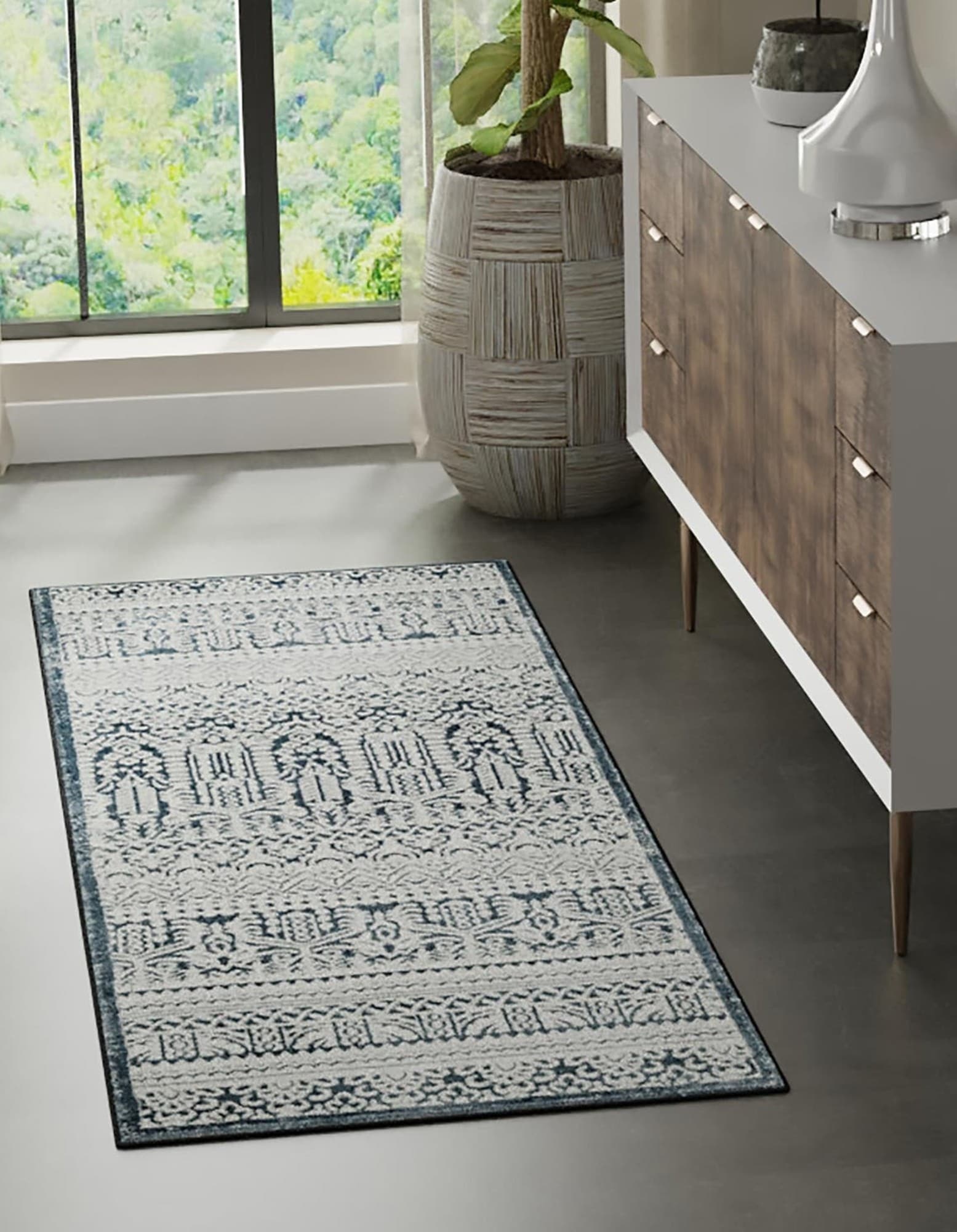 Unique Loom 3186910 Jill Zarin Uptown 2 x 6 (ft) Loomed Polypropylene Blue Rectangular Indoor Geometric Bohemian/Eclectic Runner