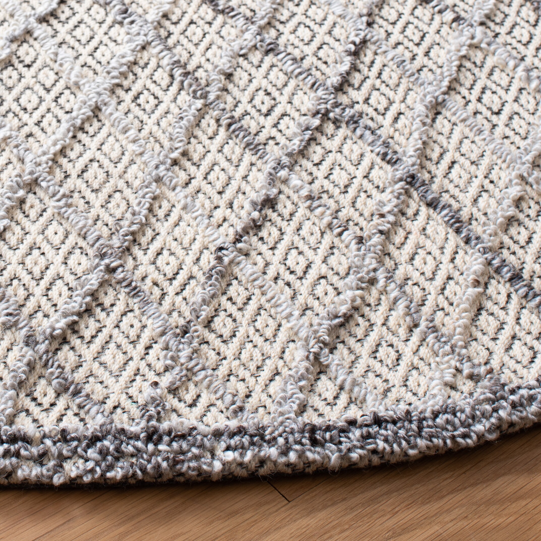 Safavieh TRC204F-6R rugs - View #3