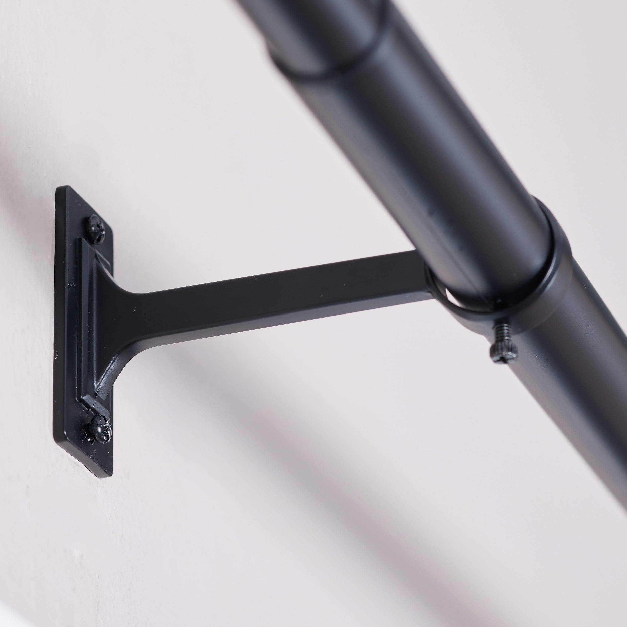 Origin 21 W3004LMB Curtain-Rods - View #4