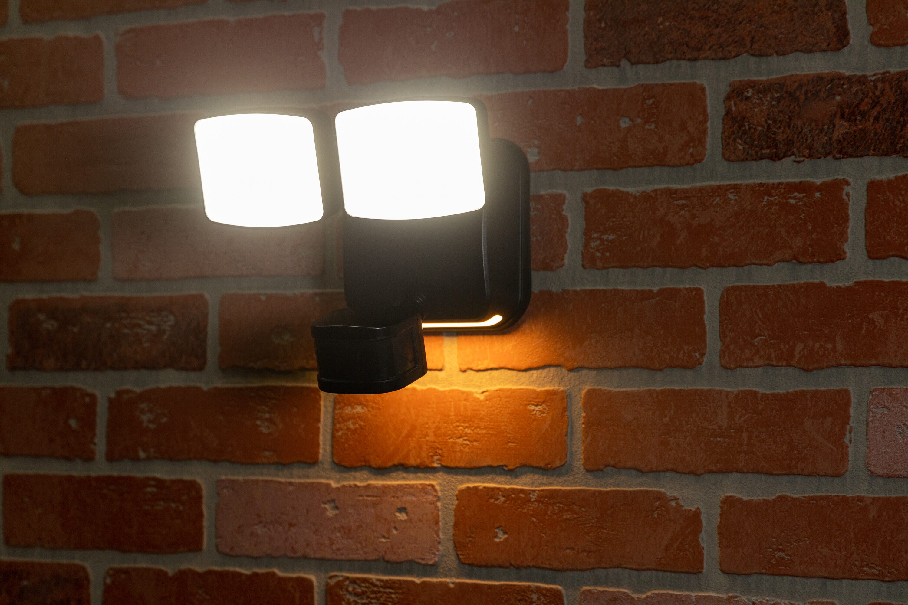 Enbrighten 73703-S1 Motion-Activated-Floodlights - View #2