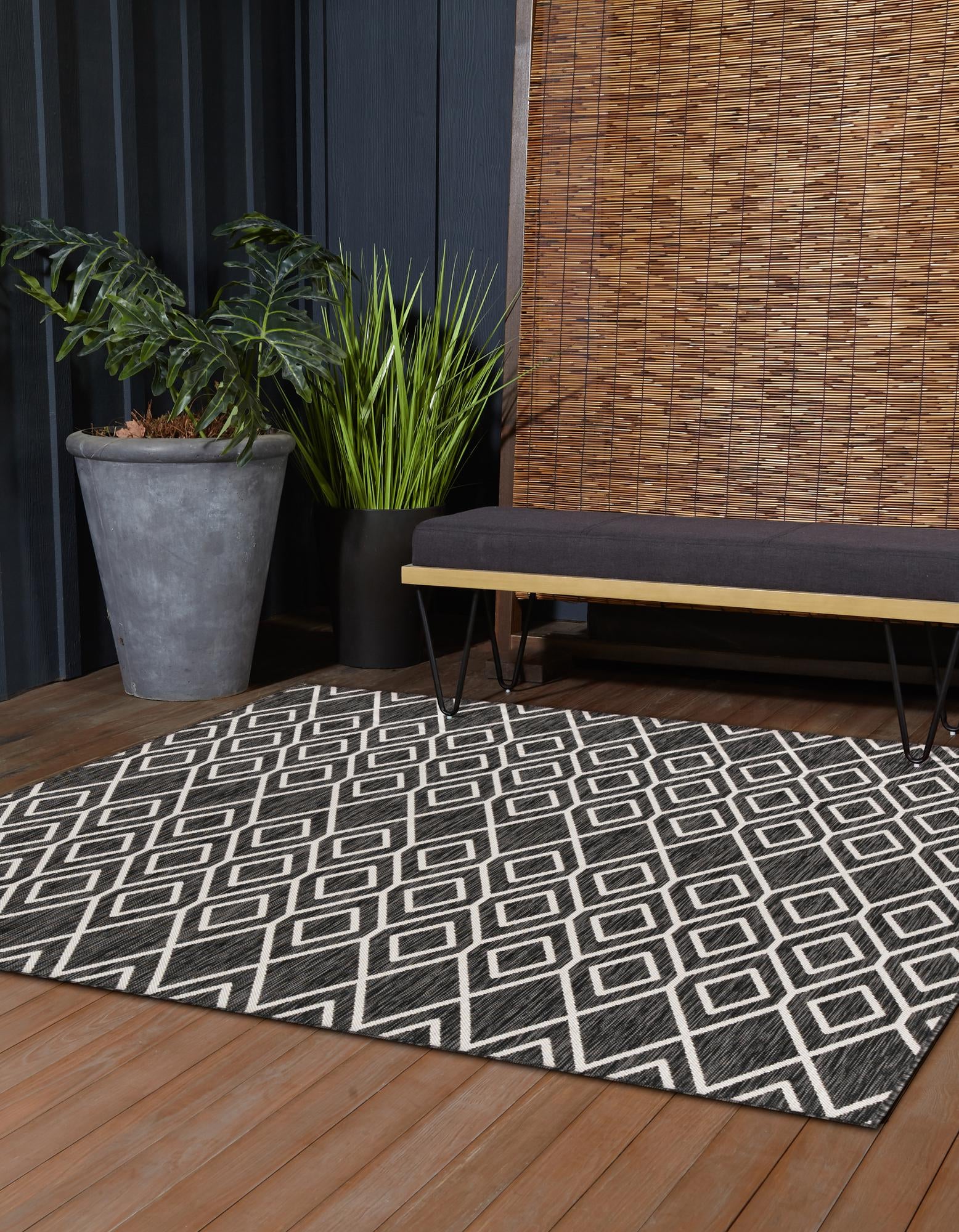 Unique Loom 3152369 Jill Zarin Outdoor 8 x 8 (ft) Loomed Polypropylene Charcoal Gray Square Indoor/Outdoor Trellis Area rug