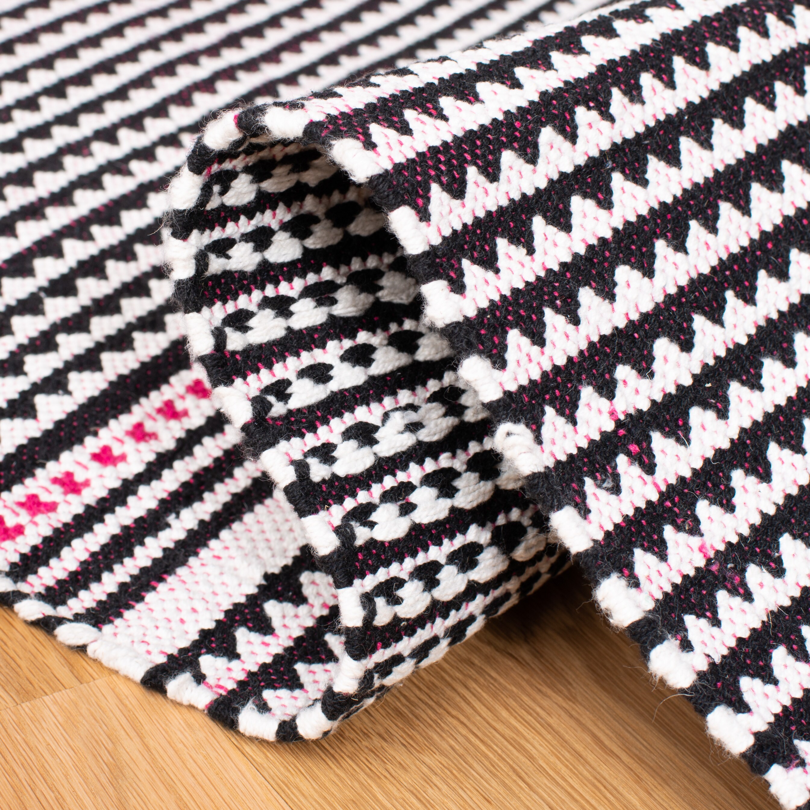 Safavieh MTK607P-3 rugs - View #5