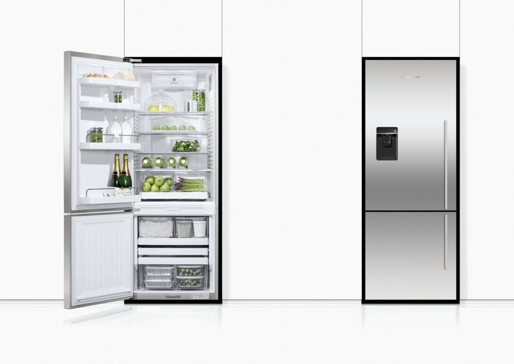 Fisher & Paykel RF135BDLUX4 N Bottom-Freezer-Refrigerators - View #4