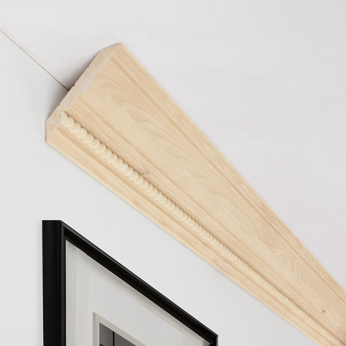 Ekena Millwork MLD03X03X05ADMA Crown-Moulding - View #6