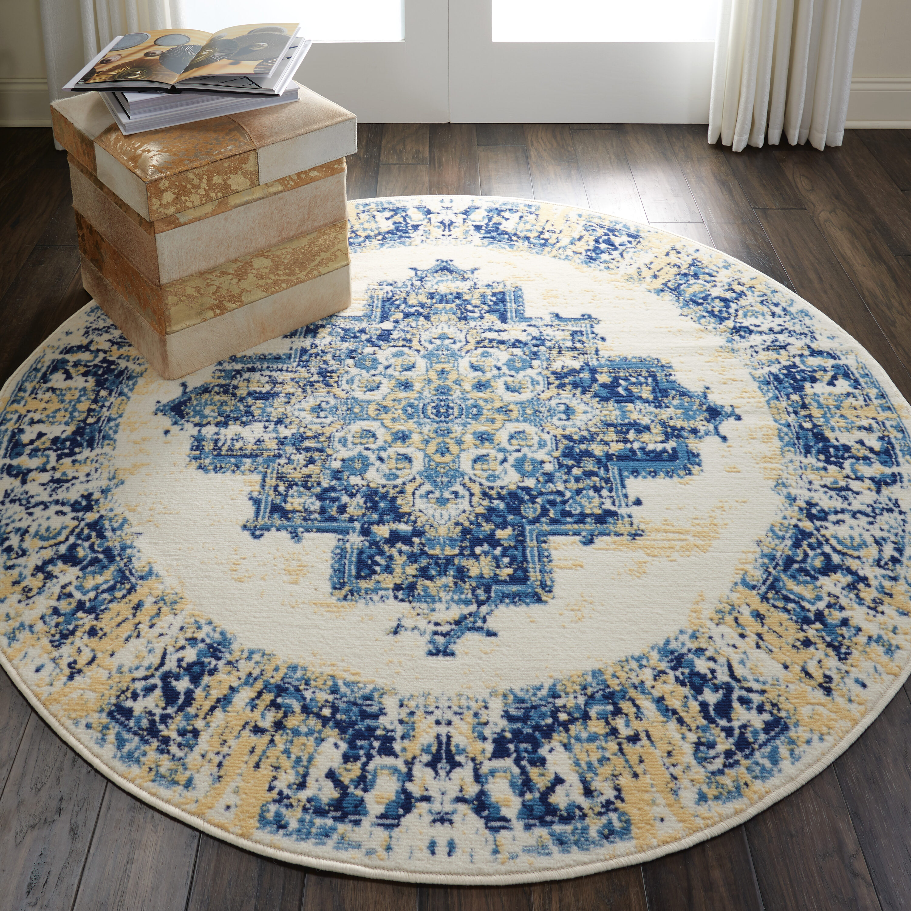 Nourison 99446459039 Grafix 5 x 5 (ft) Loomed Polypropylene White Round Indoor Medallion Bohemian/Eclectic Area rug