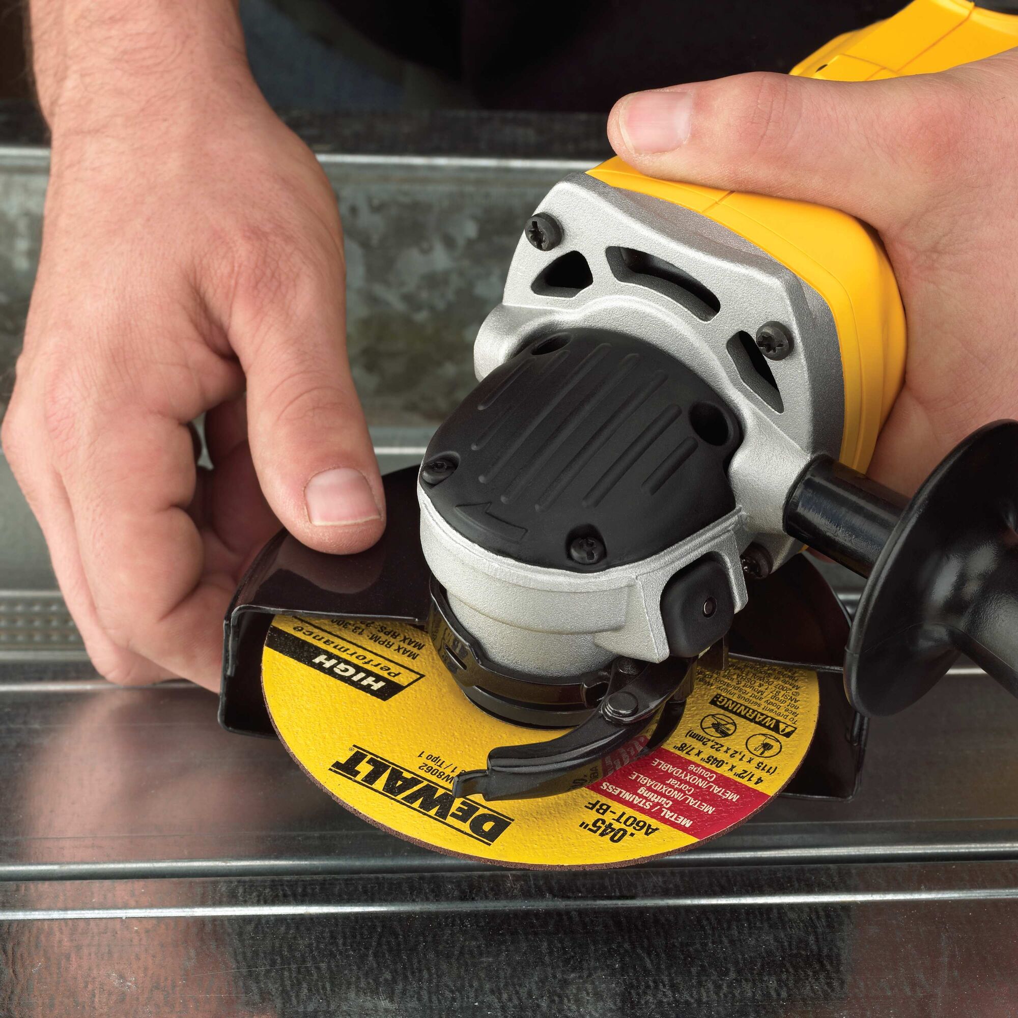 DEWALT 4.5 in 20 volt Max Trigger Switch Cordless Angle Grinder