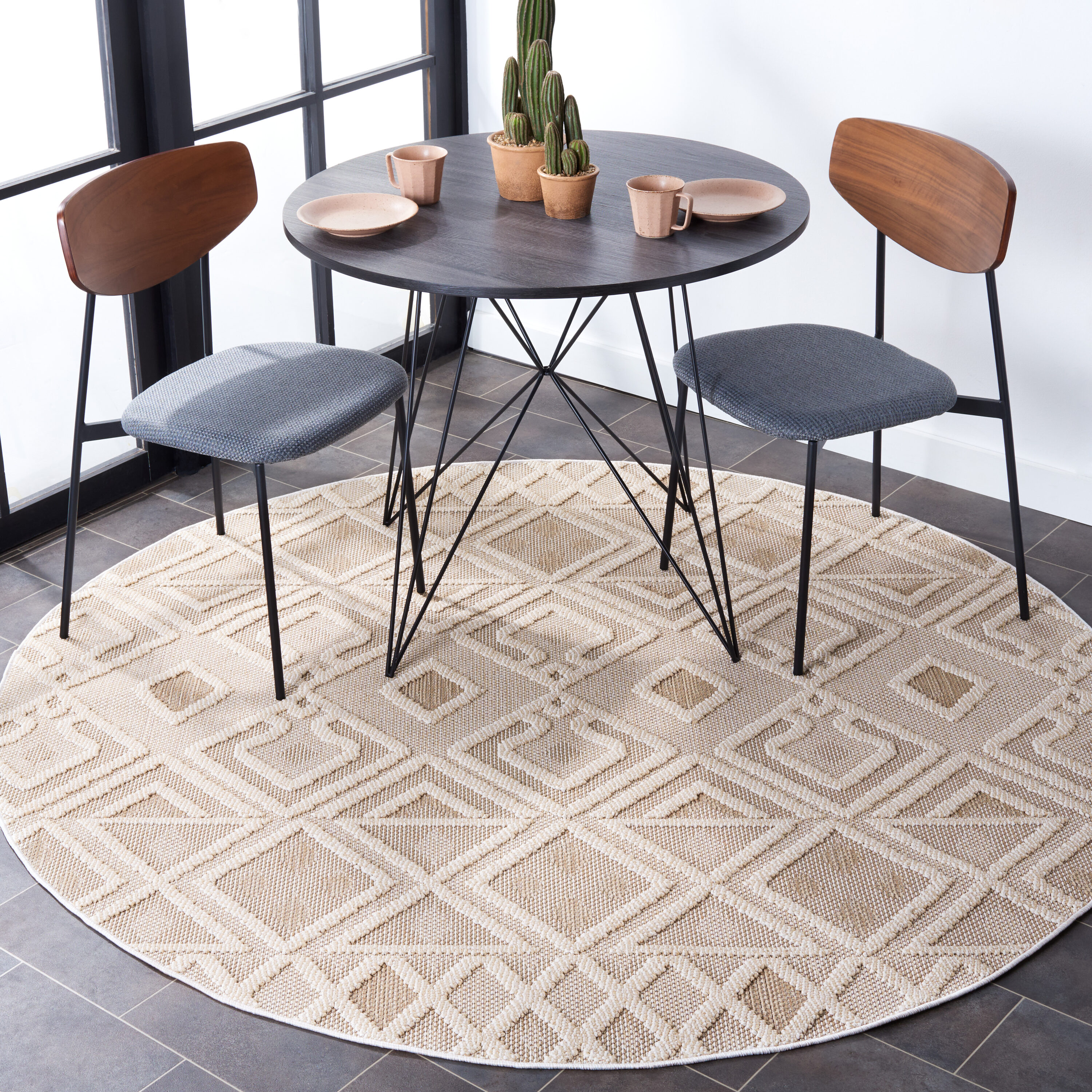 Safavieh - Global 404B Beige/Ivory 7 x 7 Round Area rug