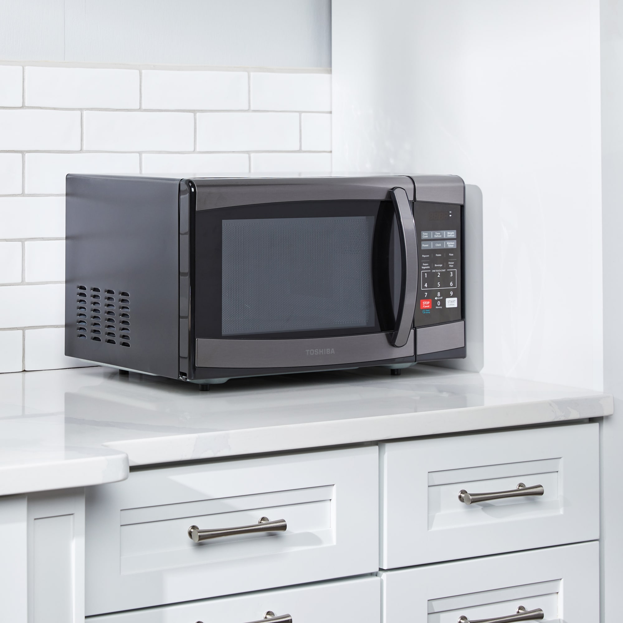 Toshiba 0.9 Cubic Feet Convection Countertop Microwave with Air Frying  Capability & Reviews