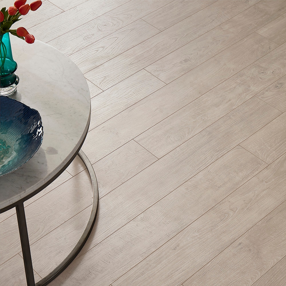 Pergo Portfolio + WetProtect Dove White Oak 10-mm T x 6-in W x 47-1/4-in L  Waterproof Wood Plank Laminate Flooring (20.15-sq ft) in the Laminate  Flooring department at