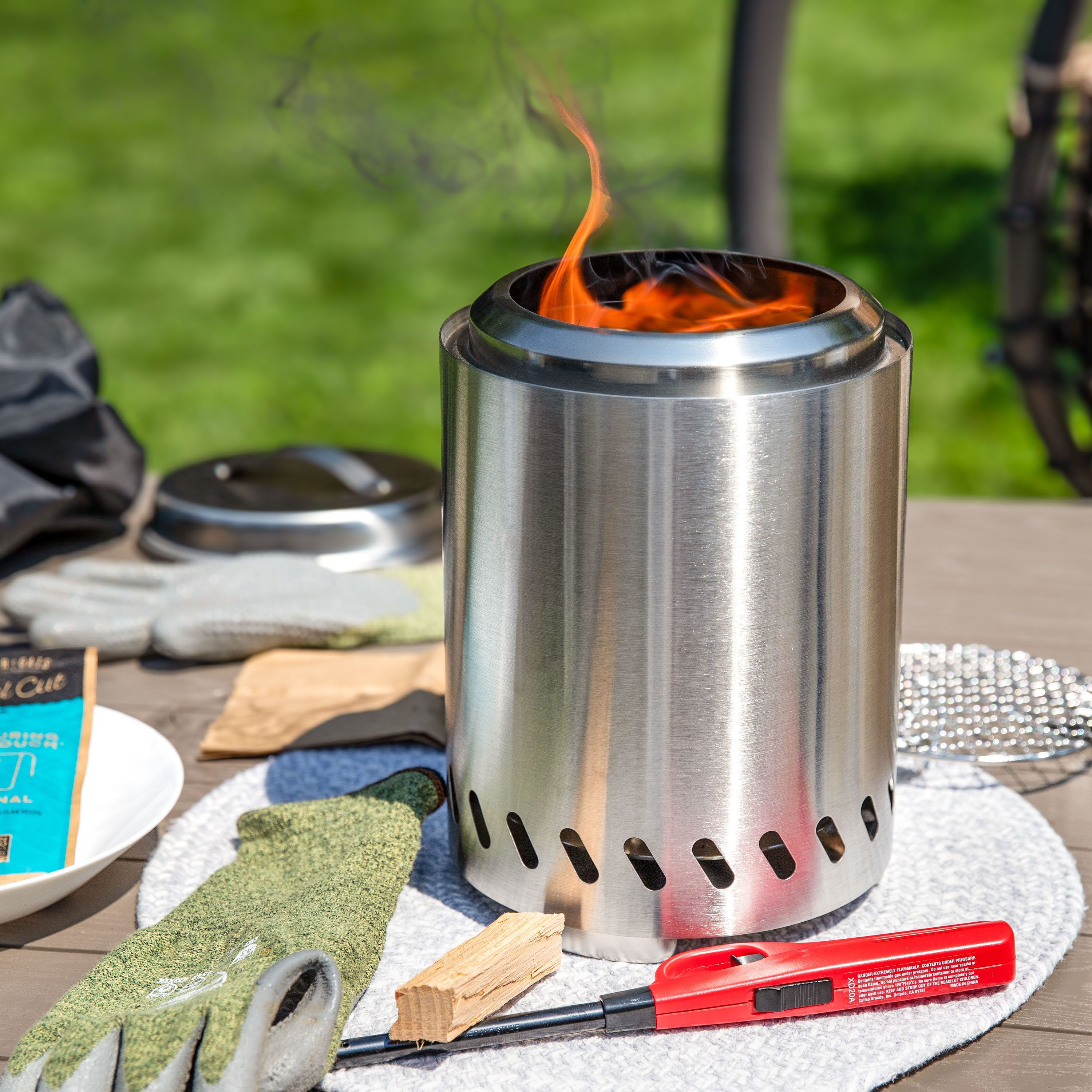 Compact Stainless Steel Smokeless Tabletop Fire Pit with Triple Burn Design