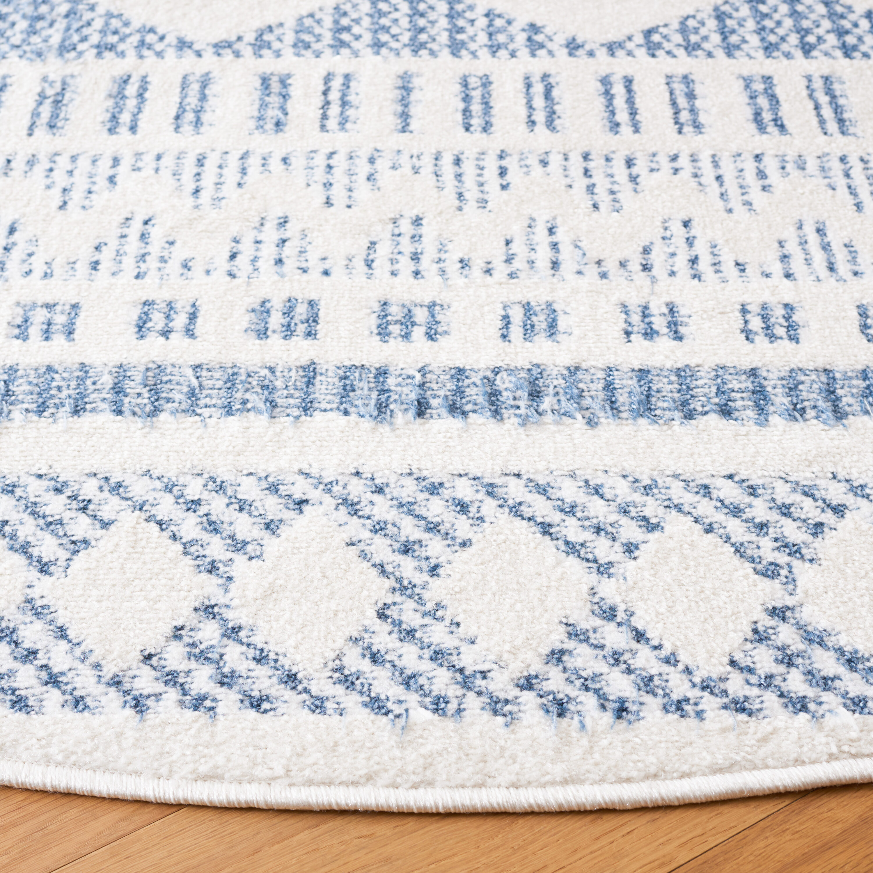 Safavieh ALM716M-7R rugs - View #3