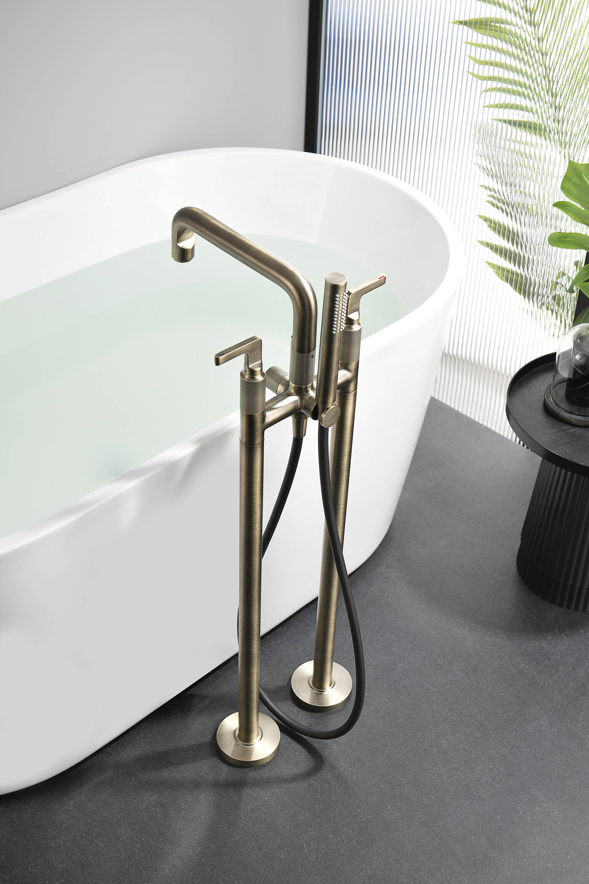 Royal Guard LBFJK0333 Roman-Tub-Faucets - View #4