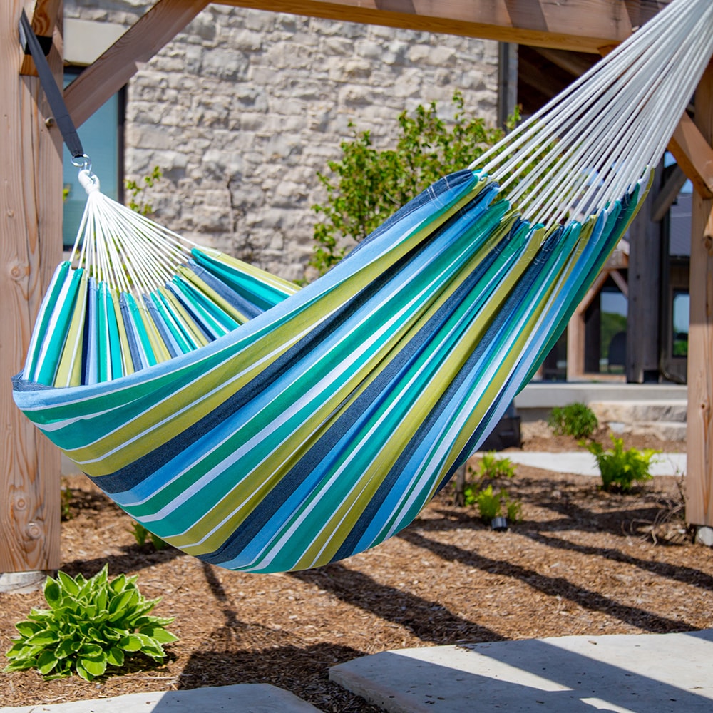 Vivere Brazilian Style Double Cotton Hammock in Cayo Reef Colors