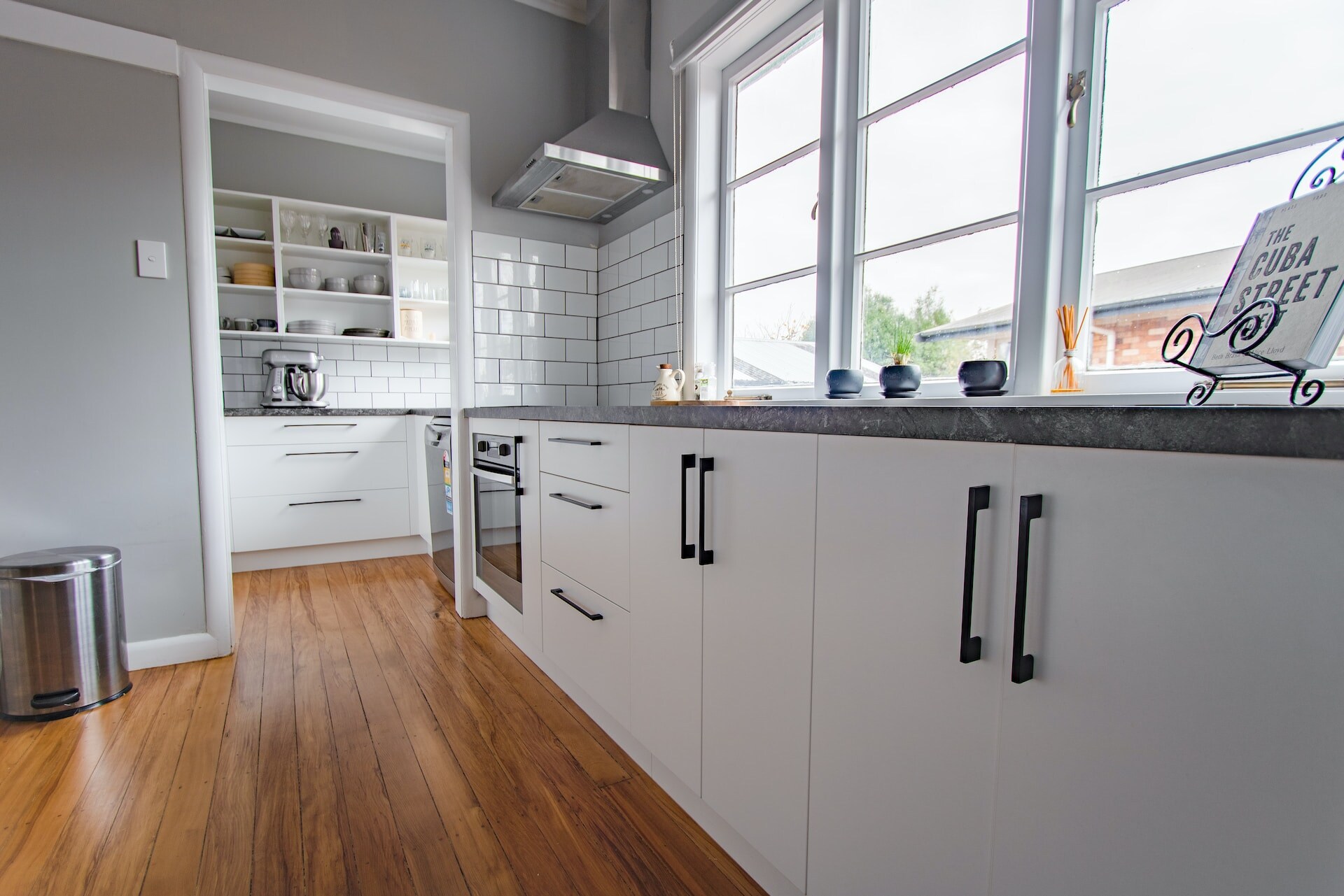 Surfaces VERSLRTF1322 Kitchen-Cabinet-Doors - View #9