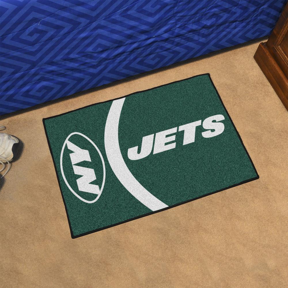 FANMATS Super Bowl LV 3 x 6 Green Indoor Runner Rug in the Rugs department  at