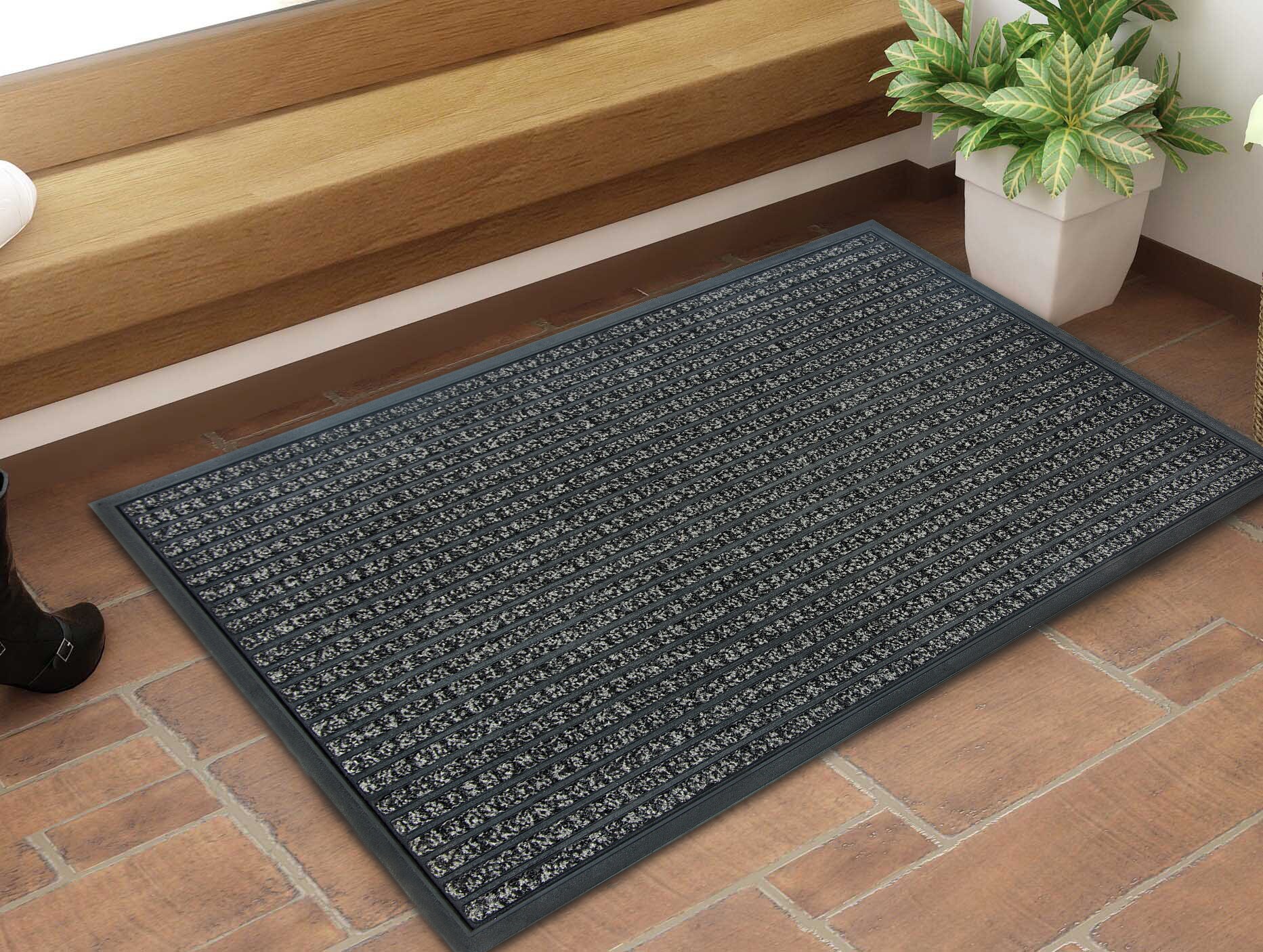 Project Source Black Rectangular Indoor or Outdoor Decorative Boot Tray in  the Mats department at