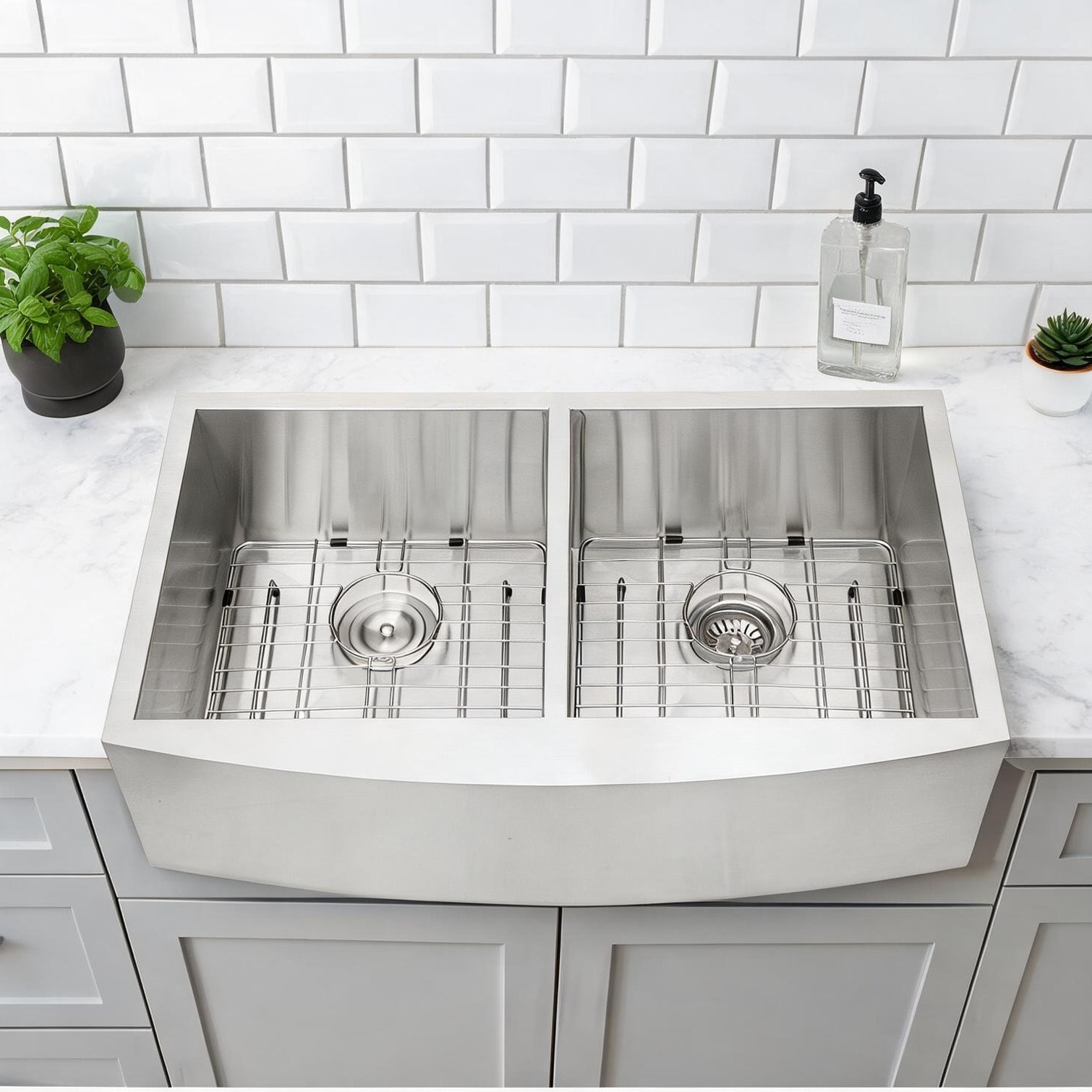Watnature Double Bowl Farmhouse Kitchen Sink Stainless Steel 33x20x9 Inches Brushed Nickel