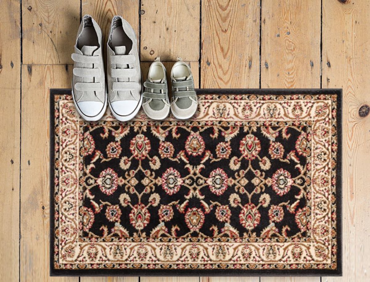 Well Woven 549333 2 x 4 (ft) Loomed Polypropylene Black Rectangular Indoor Medallion Persian Area rug