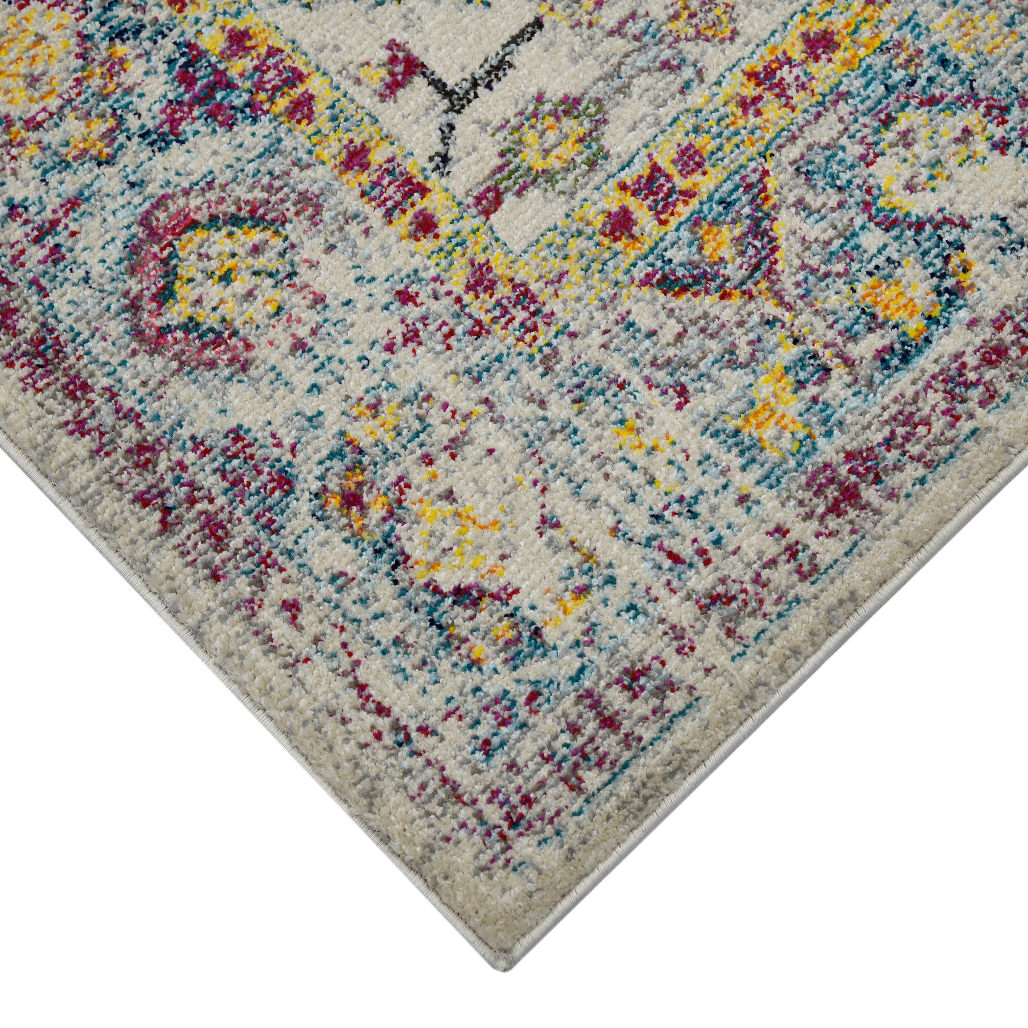 Uptown Bohemian Gray 5' x 7' Reversible Synthetic Area Rug