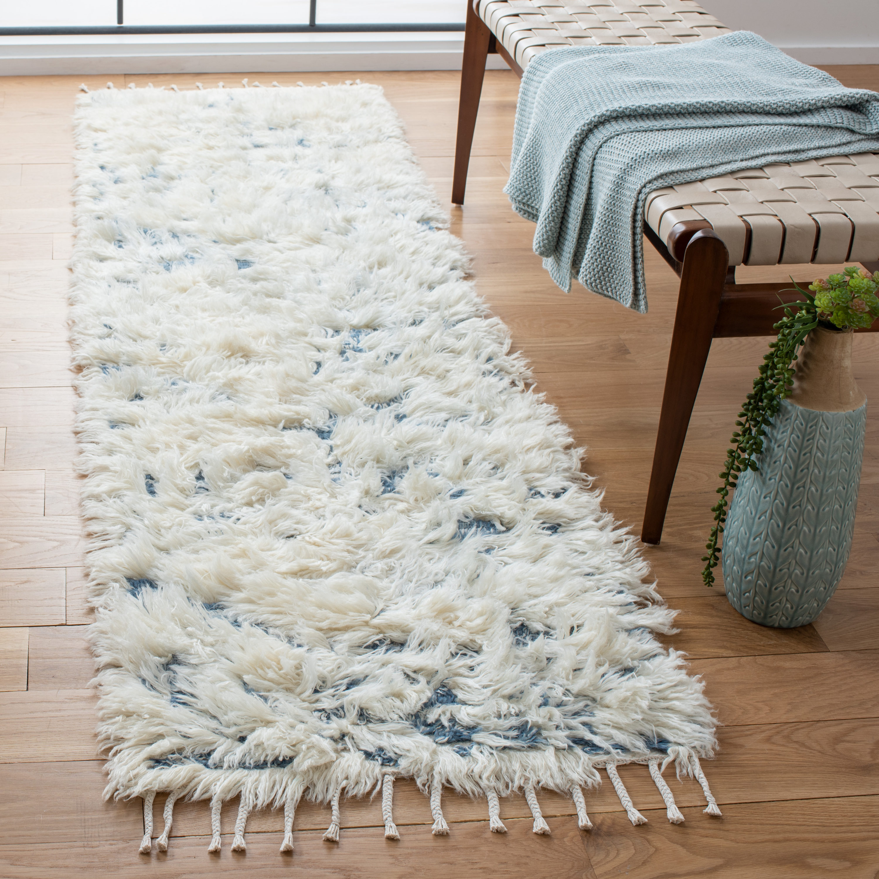 Manhattan Blue and Ivory Hand-Knotted Wool Runner Rug