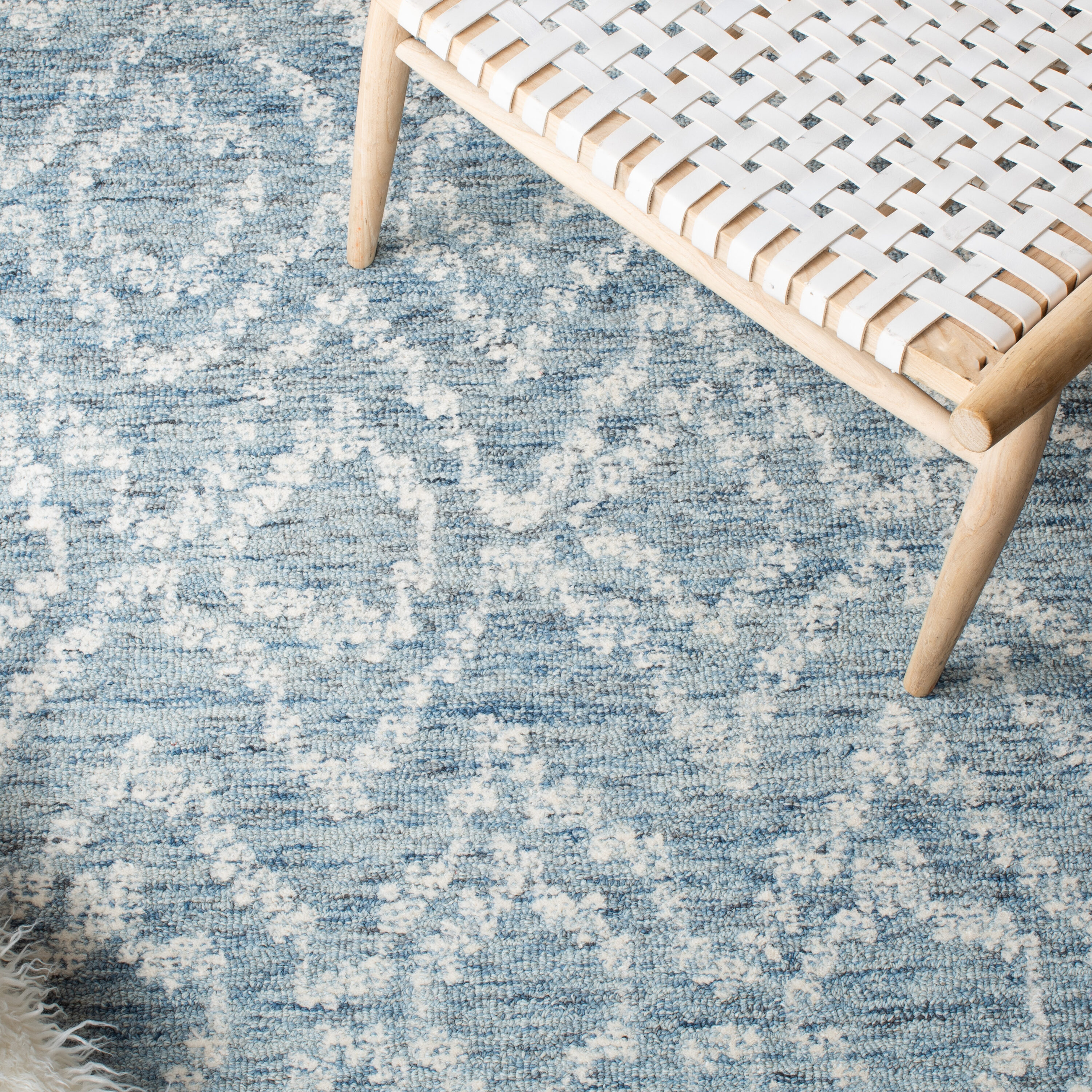 Safavieh MET801M-4 rugs - View #5