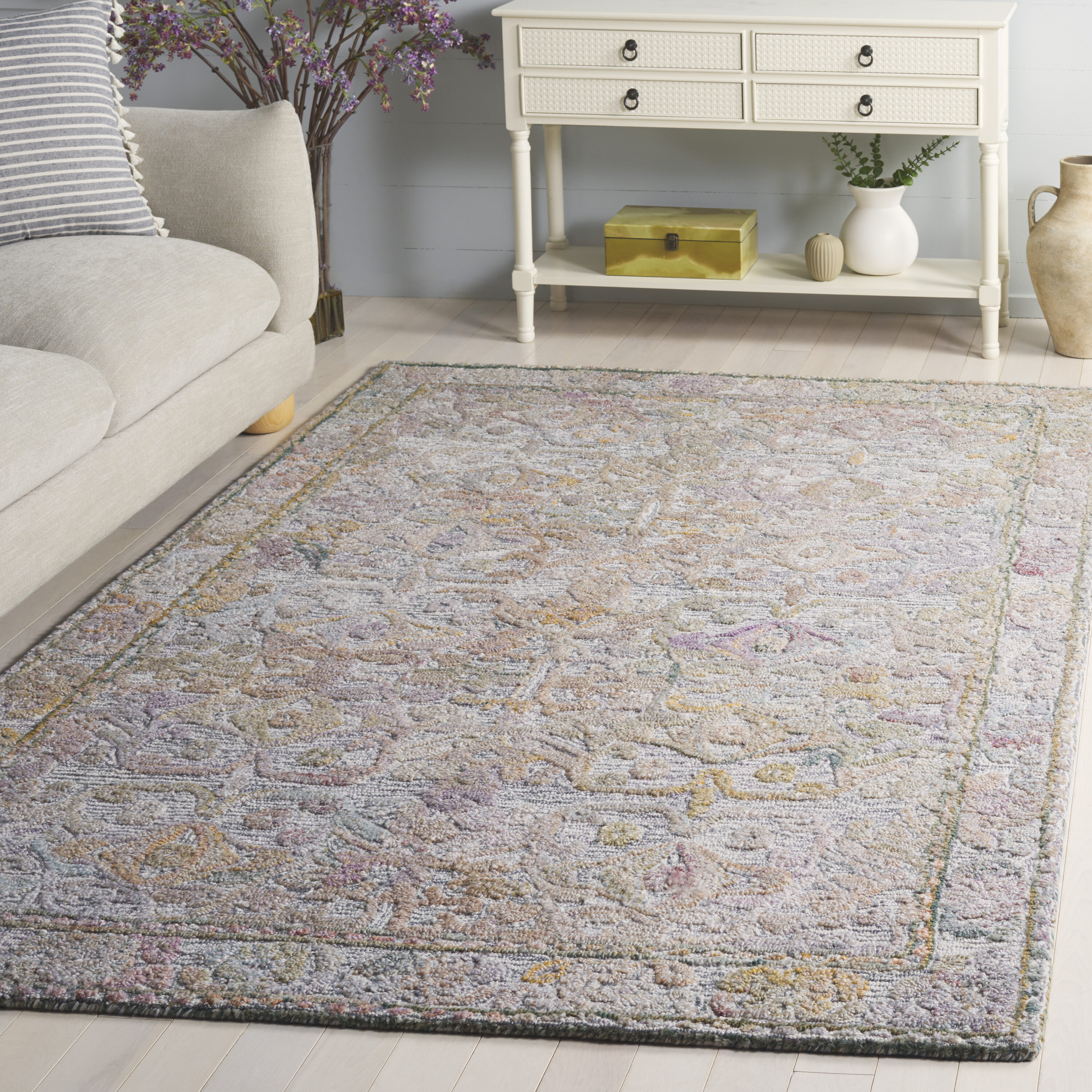  Marquee 103 Green/Ivory Traditional 4ft x 6ft Small Rectangle Rug