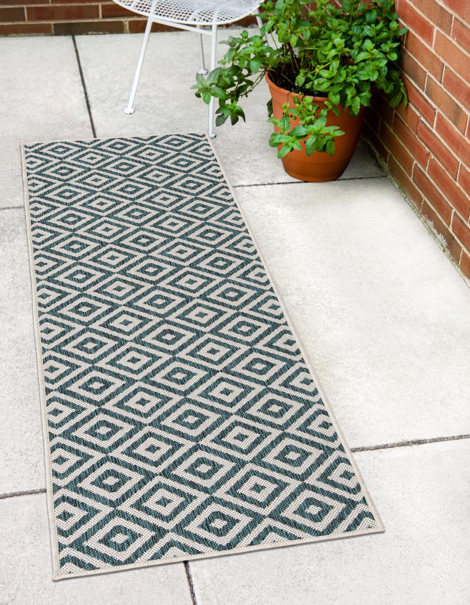 Unique Loom 3152589 Jill Zarin Costa Rica 2 x 6 (ft) Loomed Polypropylene Teal Rectangular Indoor/Outdoor Geometric Runner rug