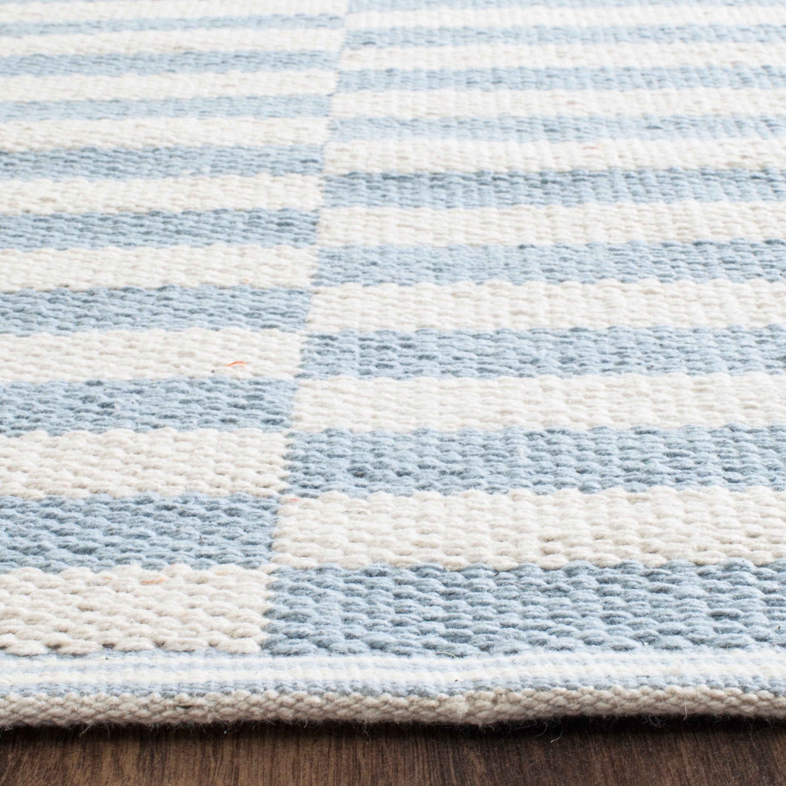 Safavieh MTK715B-4 rugs - View #3