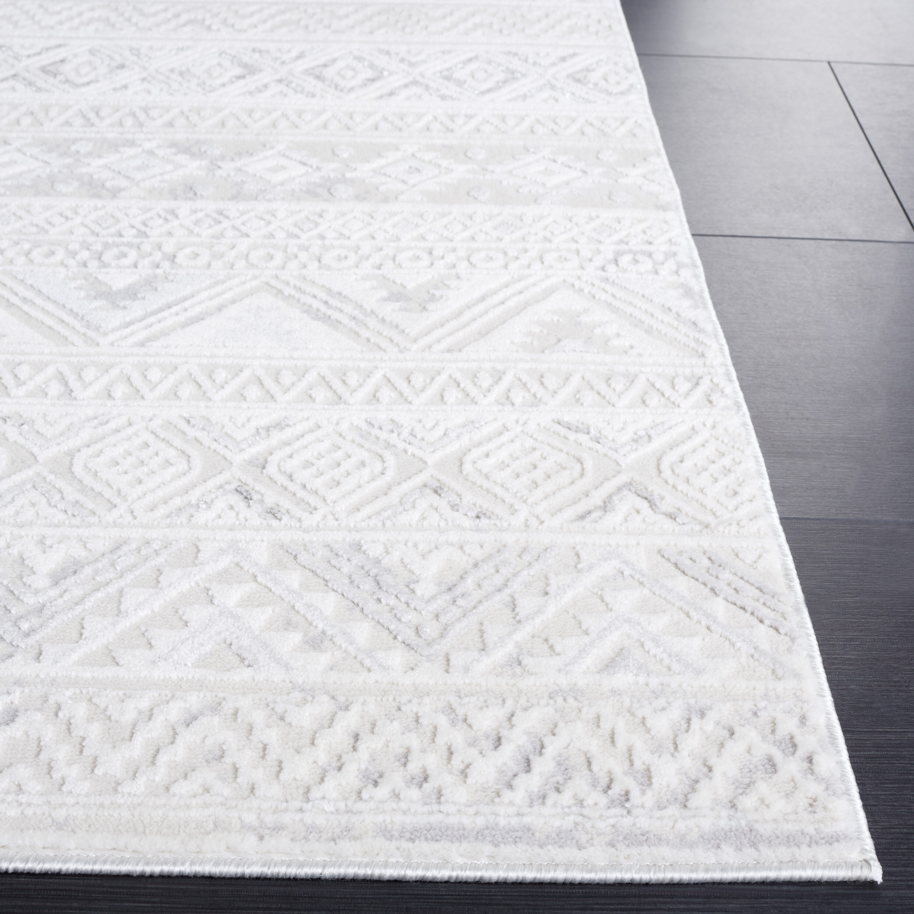 Safavieh HAN100A-4 rugs - View #3