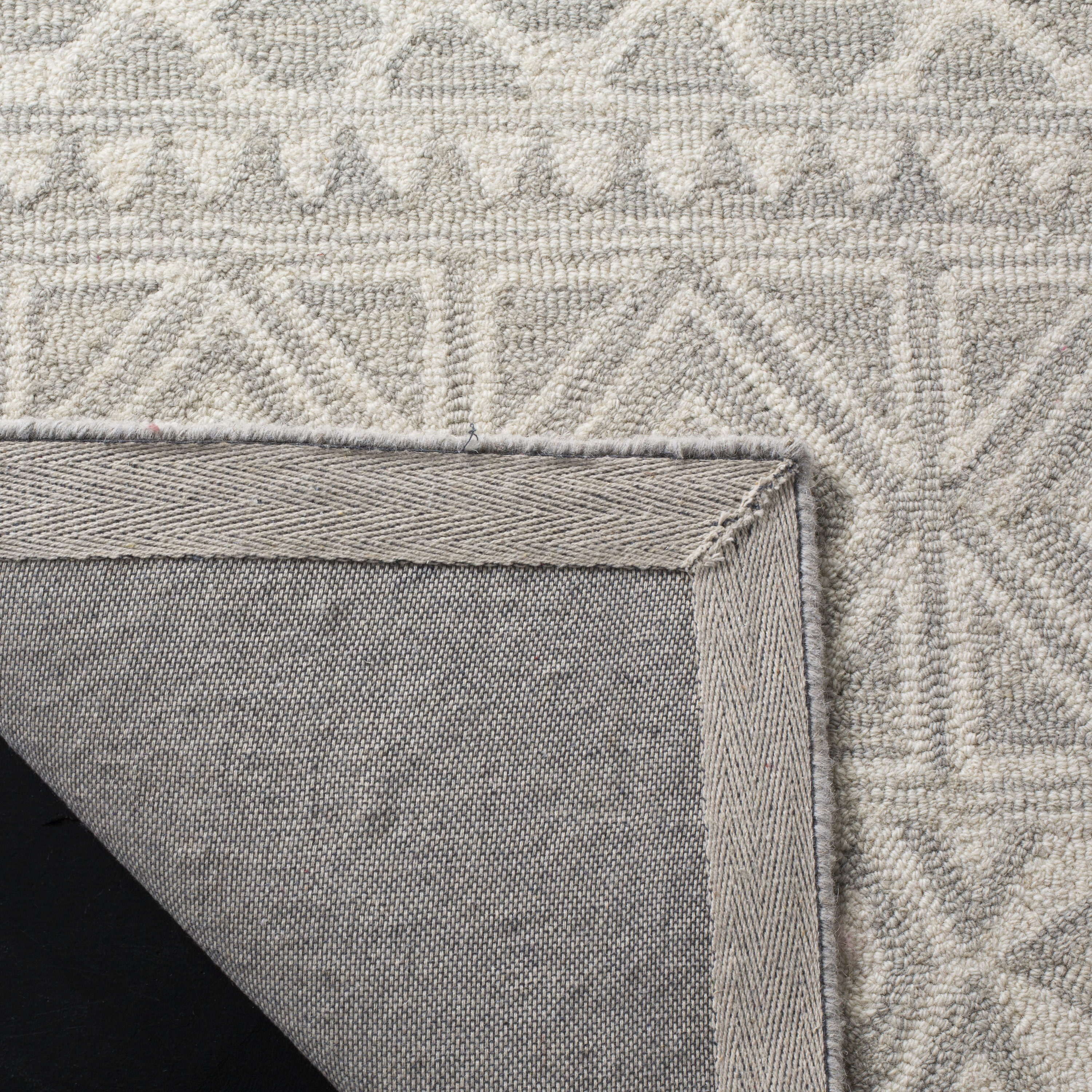 Safavieh BLM113G-4 rugs - View #4