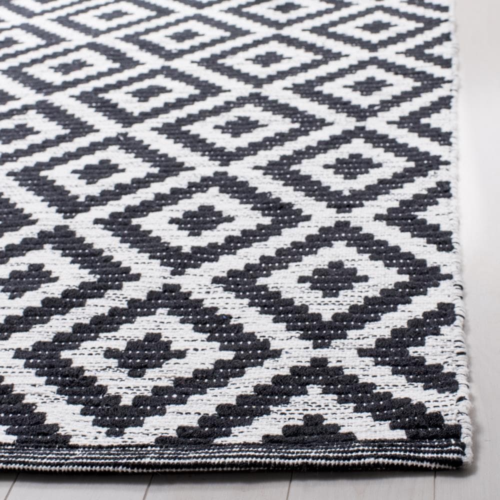Safavieh MTK613A-5 rugs - View #3