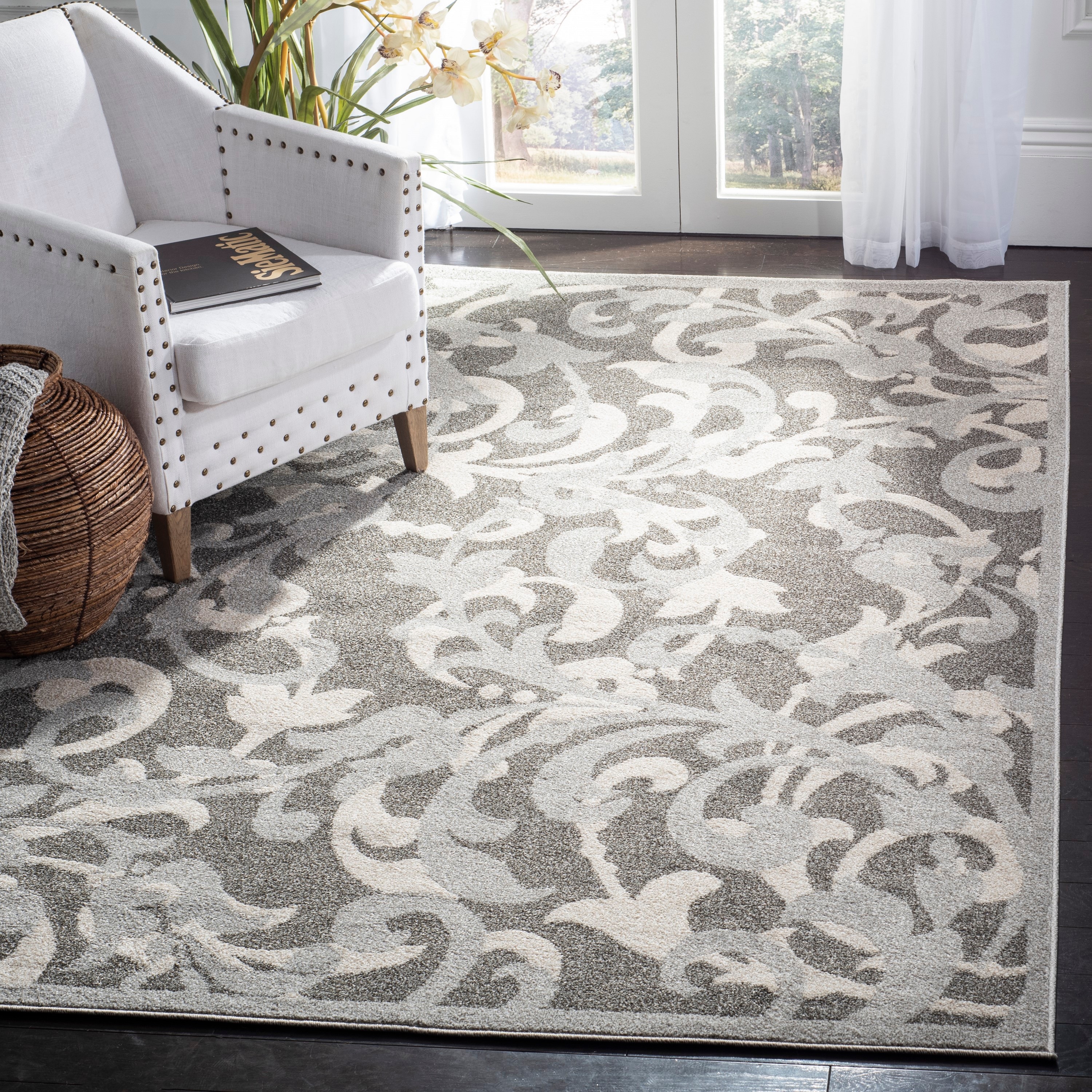 Safavieh AMT428C-4 Amherst Sophia 4 x 6 (ft) Loomed Synthetic Gray/Light Gray Rectangular Indoor/Outdoor Abstract Farmhouse/Cottage Area rug