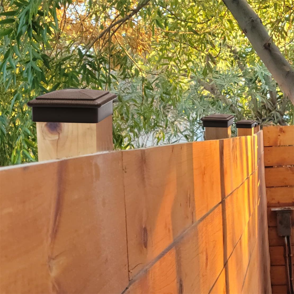 Afoxsos Wood Fence Post Bracket 4X4 Plastic Waterproof Post Topper ...