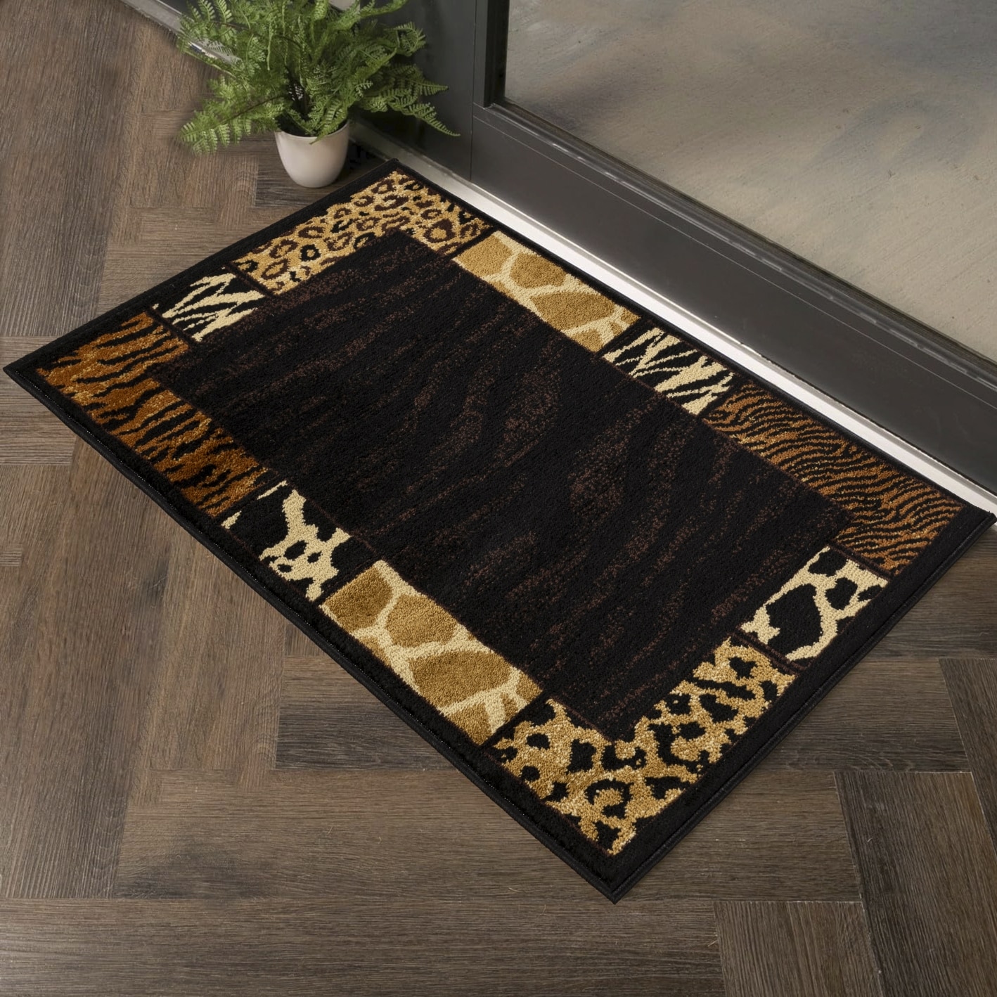 Blisstyle Black 2 ft x 3 ft Animal Print Area Rug in the Rugs