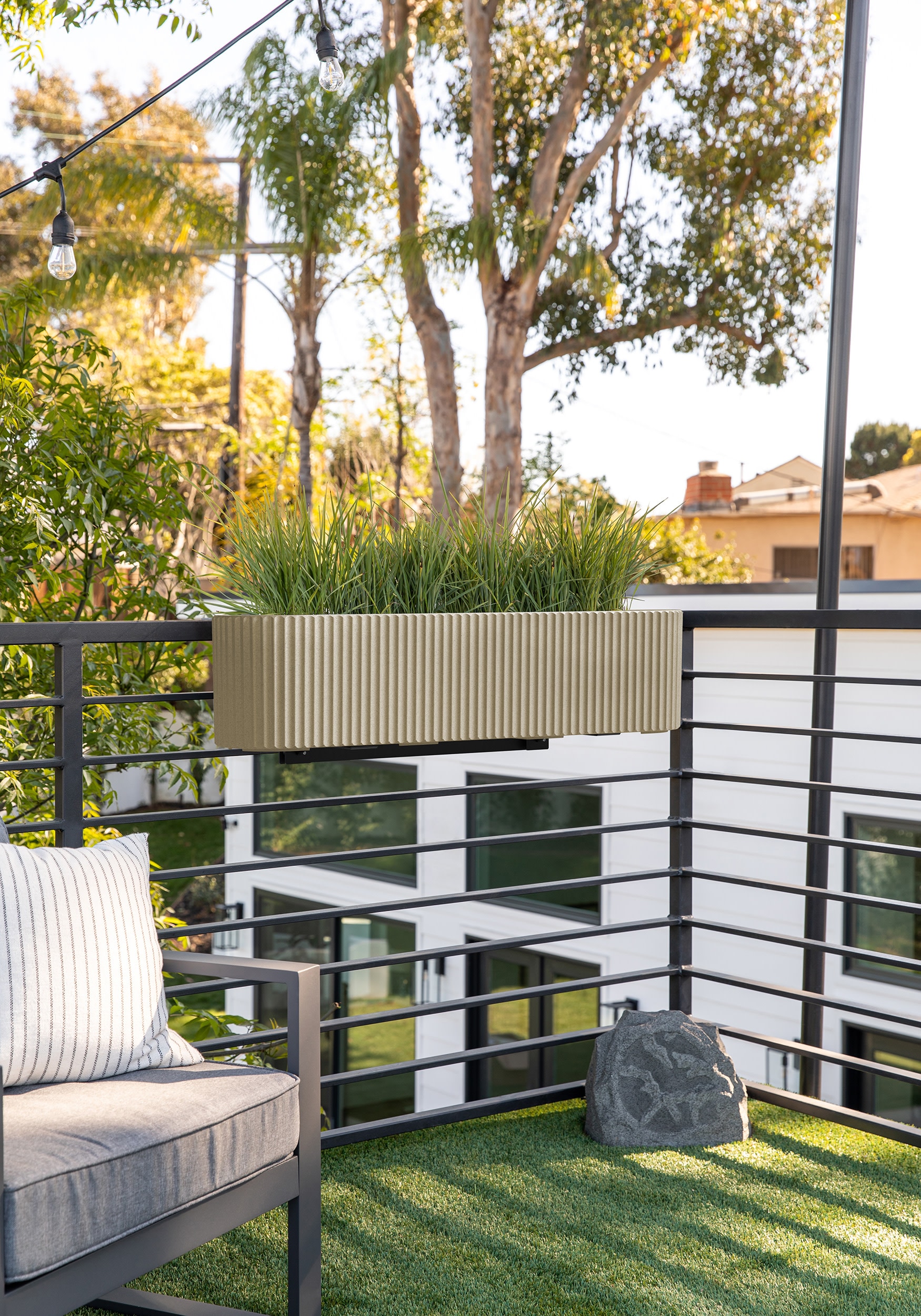 Veradek DMVHGWB36T Planter-Window-Box - View #6