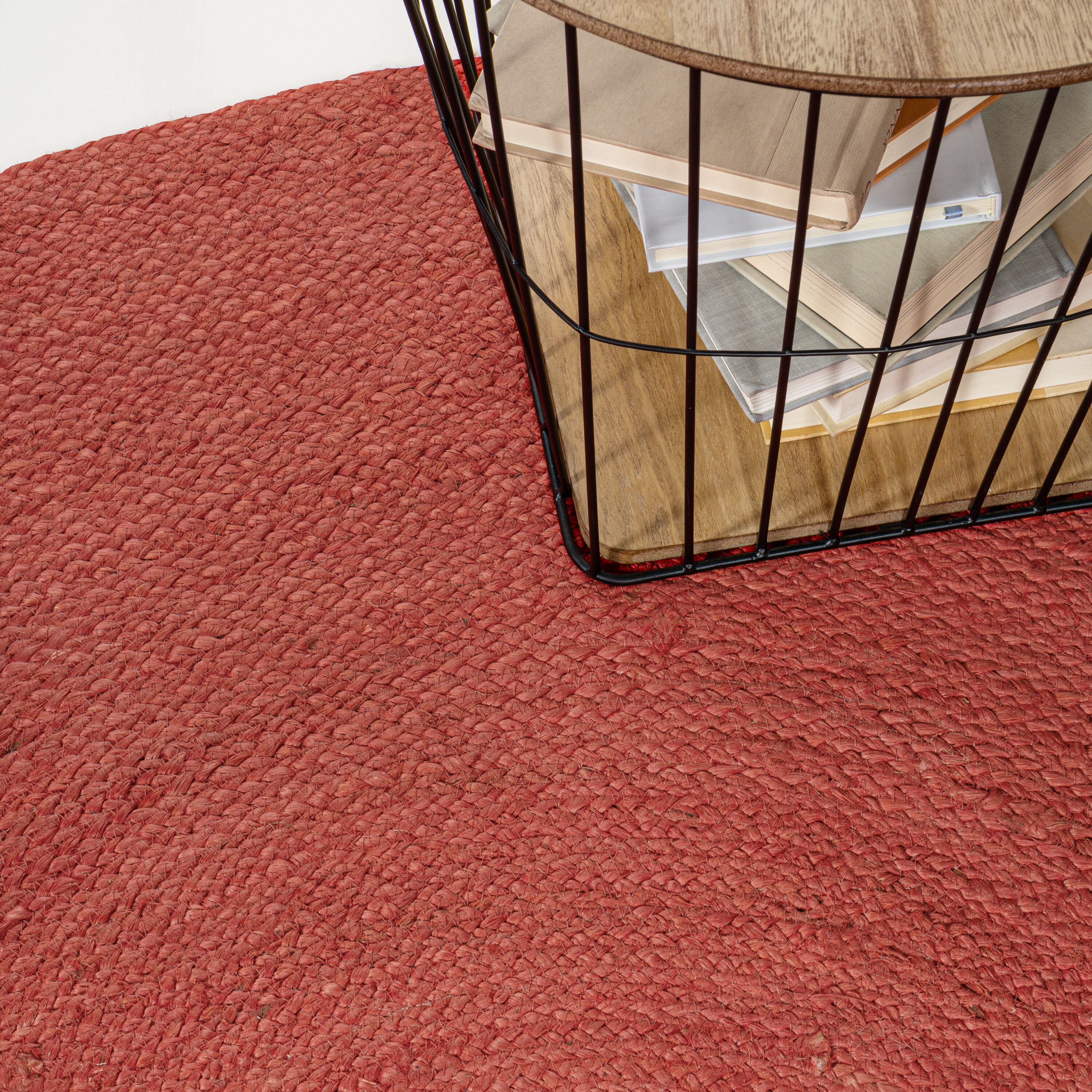 Red Braided Jute 5' Round Coastal Area Rug