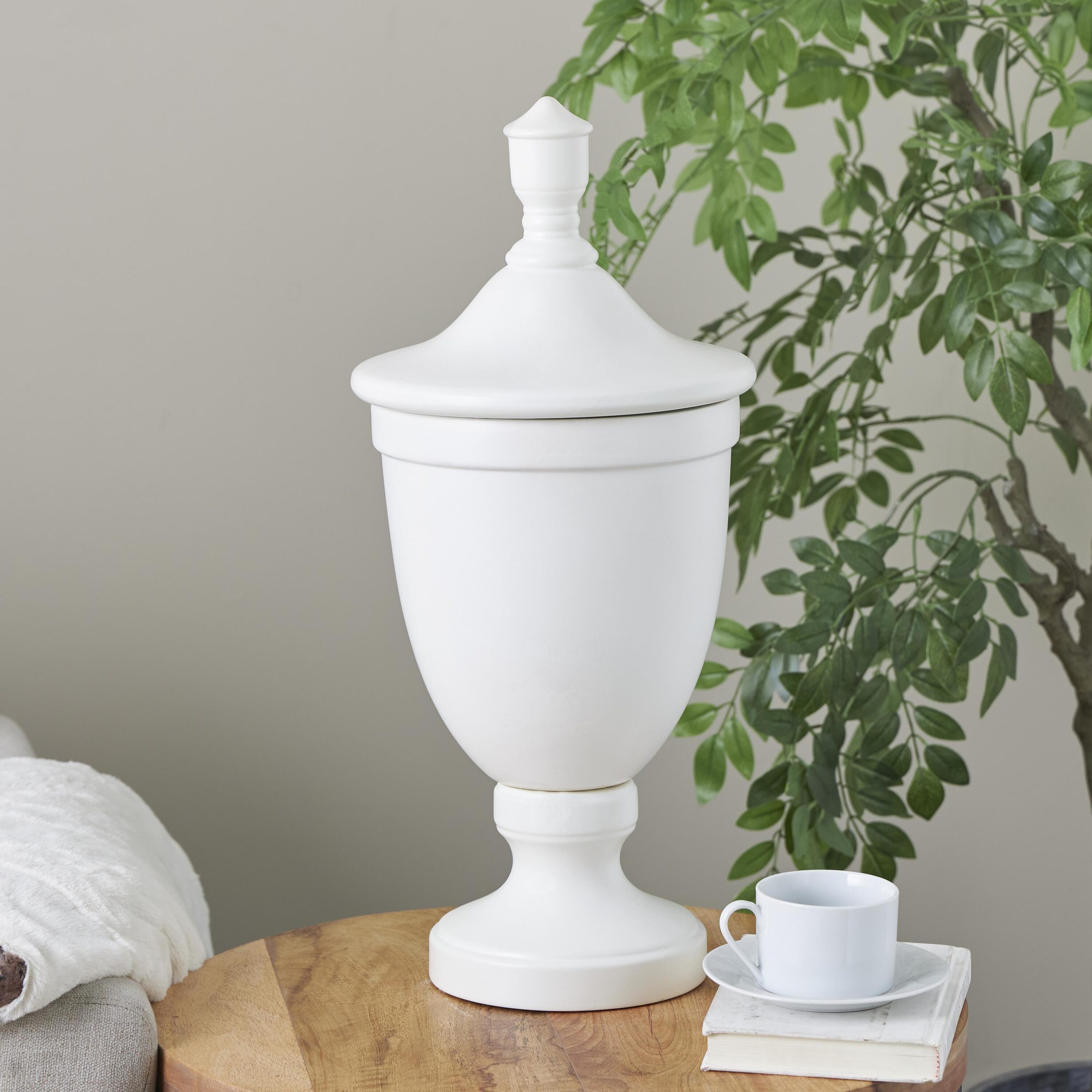 Grayson Lane 823005 White Ceramic Country Decorative jar