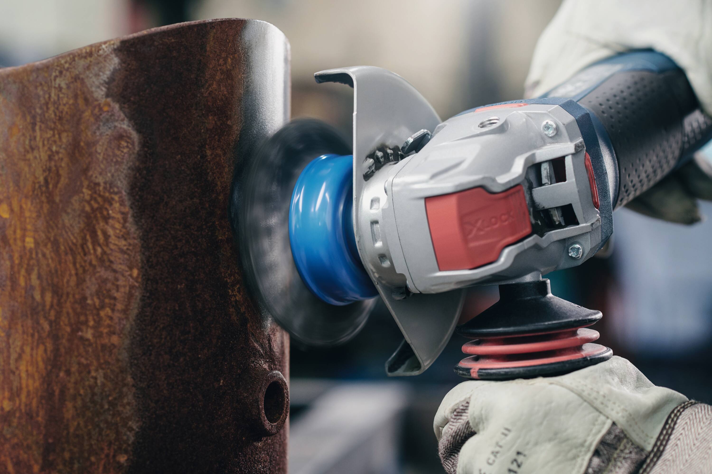 Bosch X-LOCK 4.5-in Paddle Switch Corded Angle Grinder in the Angle ...