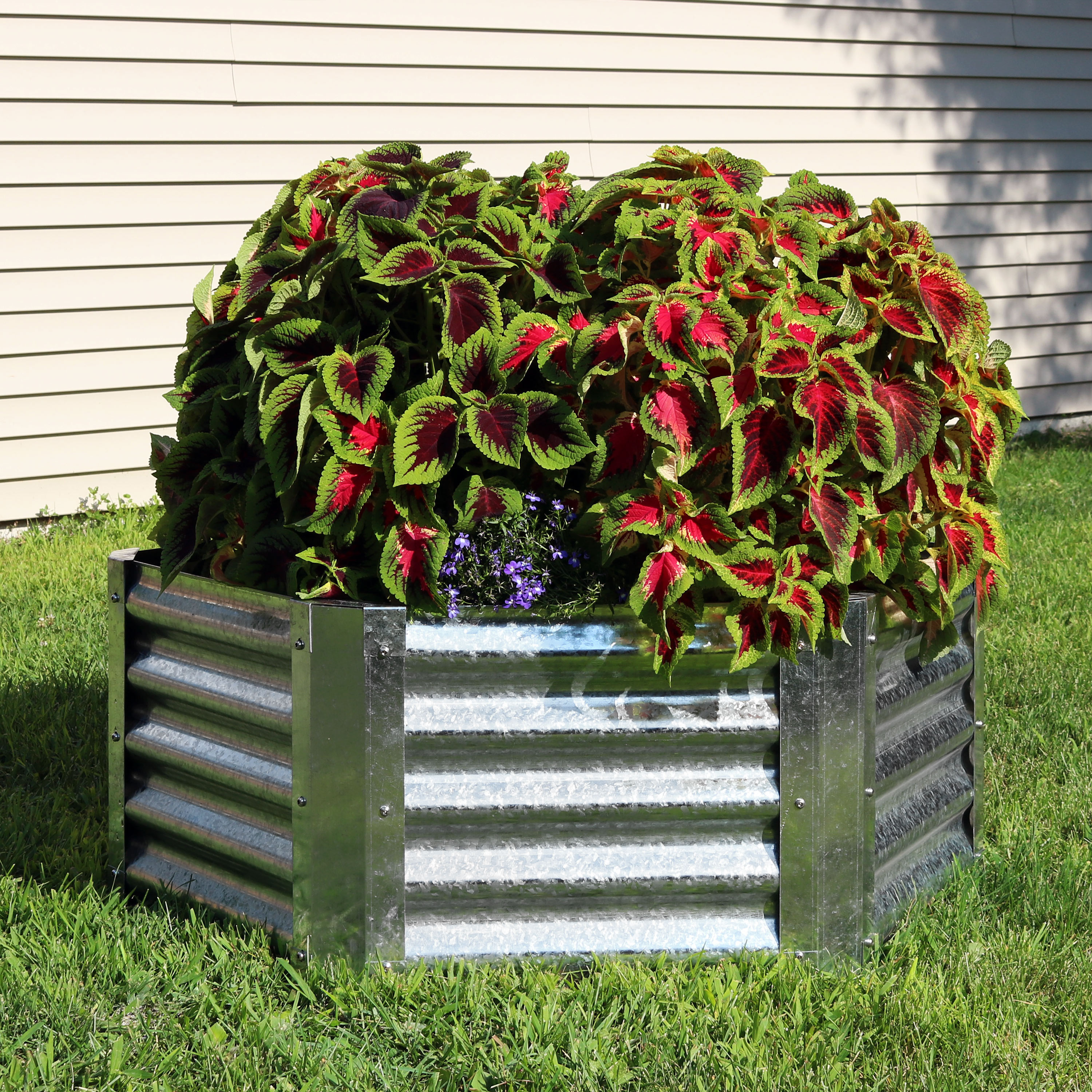 Sunnydaze Decor RCM-LG476 Raised-Garden-Beds - View #2