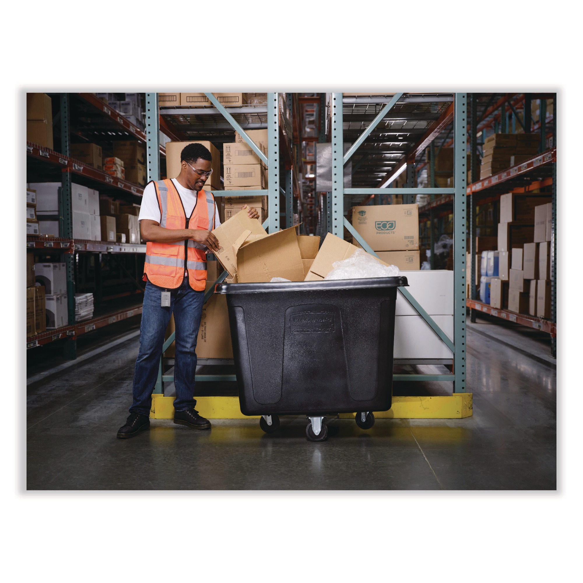 Rubbermaid Commercial Products RCPFG461600BLA Tilt-Trucks - View #4